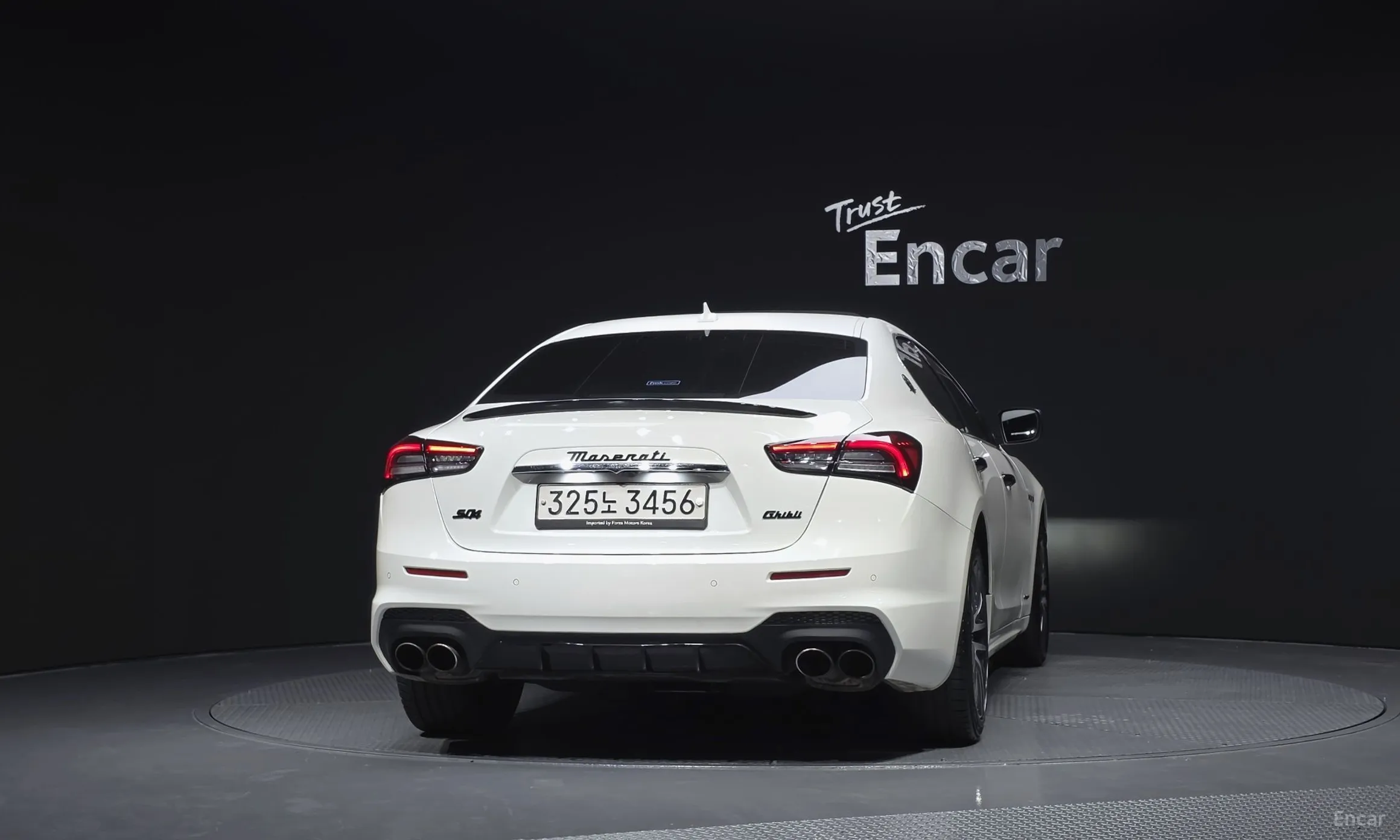 Maserati Ghibli превью 4