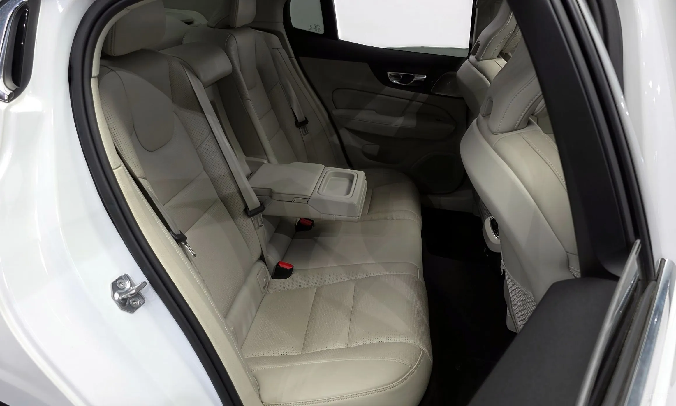 Volvo S60 3rd Generation превью 11