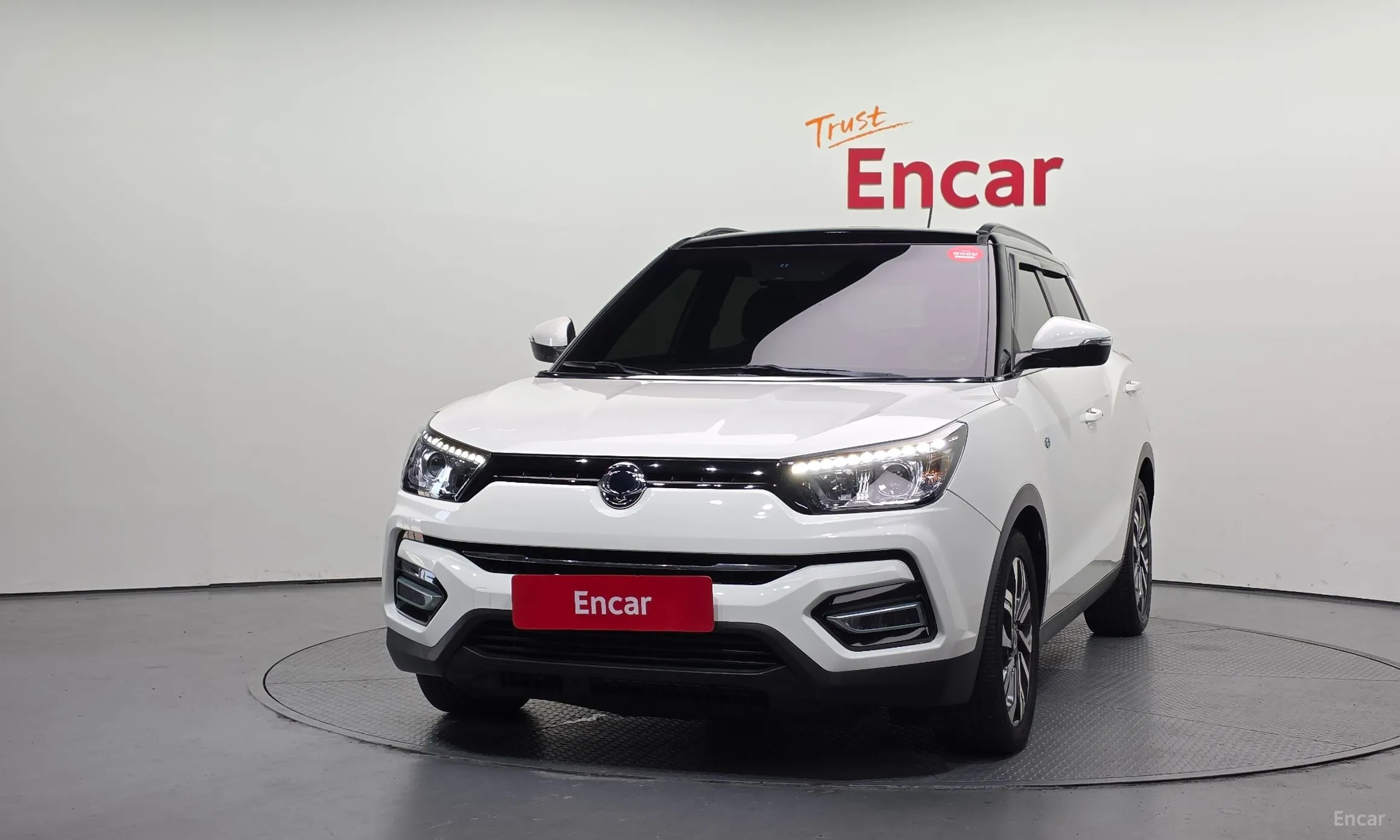 KG Mobility (SsangYong) Tivoli Armor превью 3