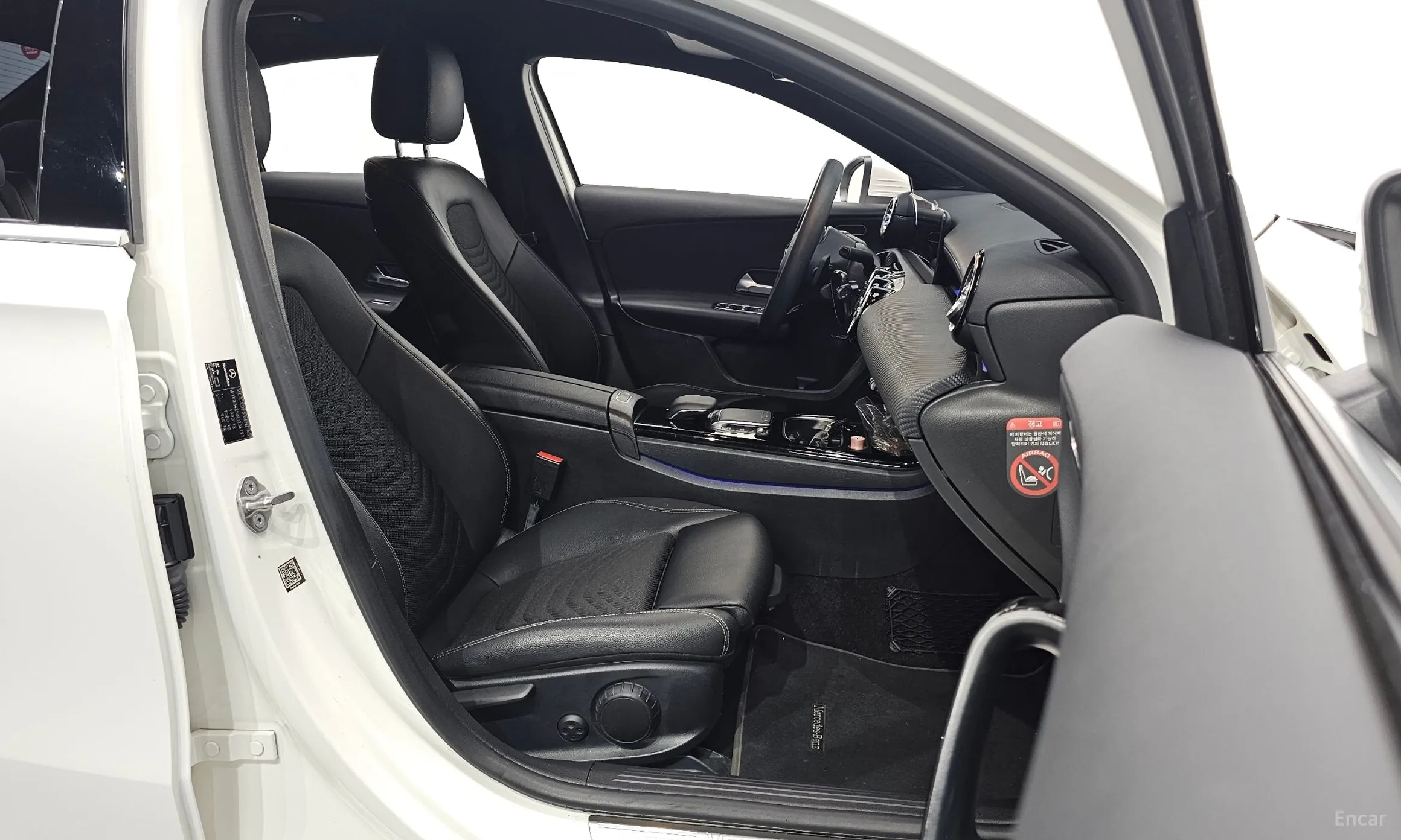 Mercedes Benz A-Class W177 превью 10