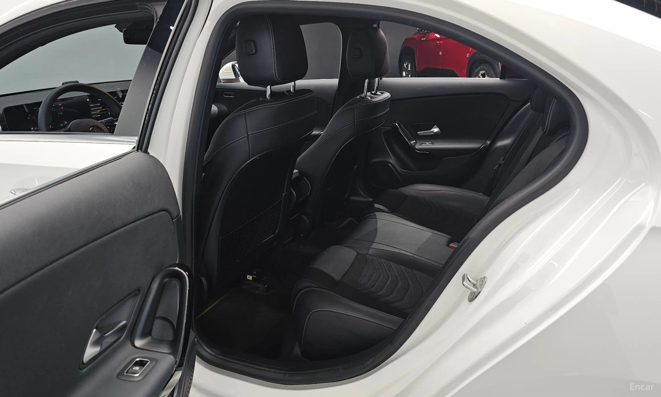 Mercedes Benz A-Class W177 превью 12