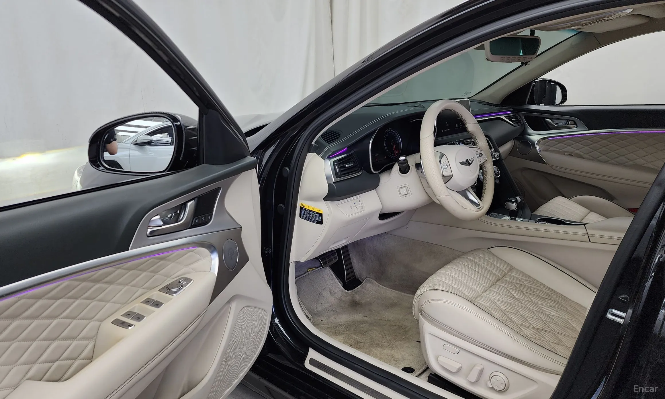 Genesis G70 превью 10