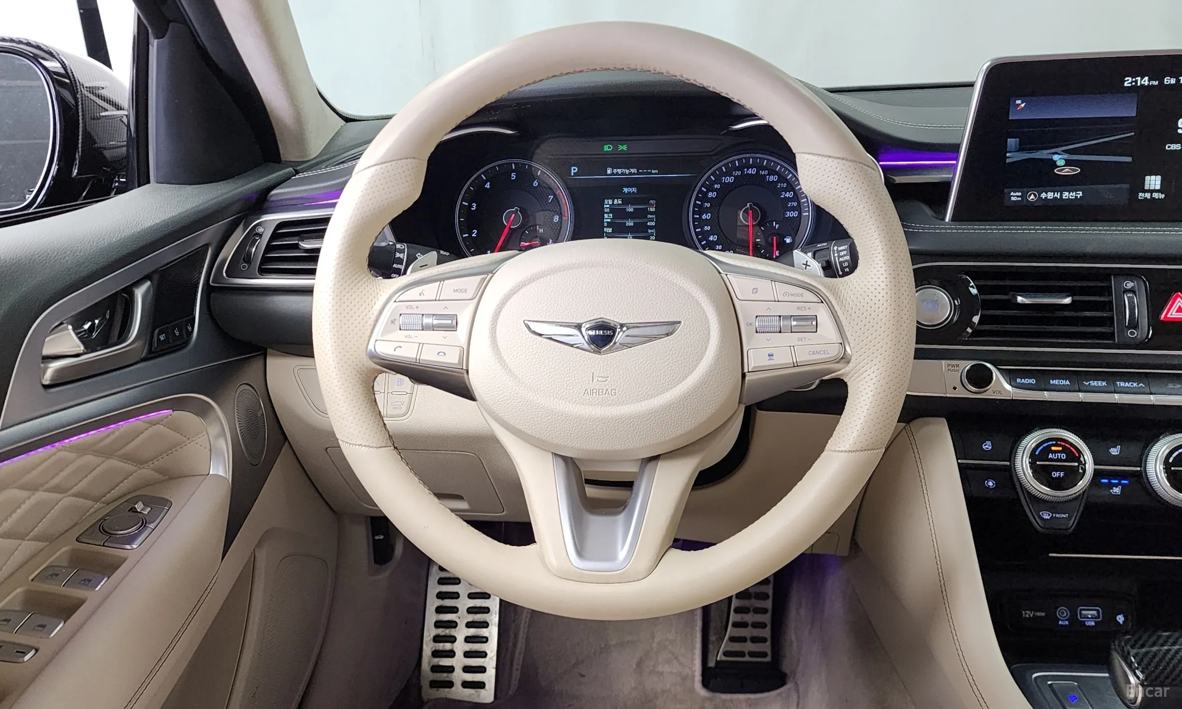 Genesis G70 превью 13