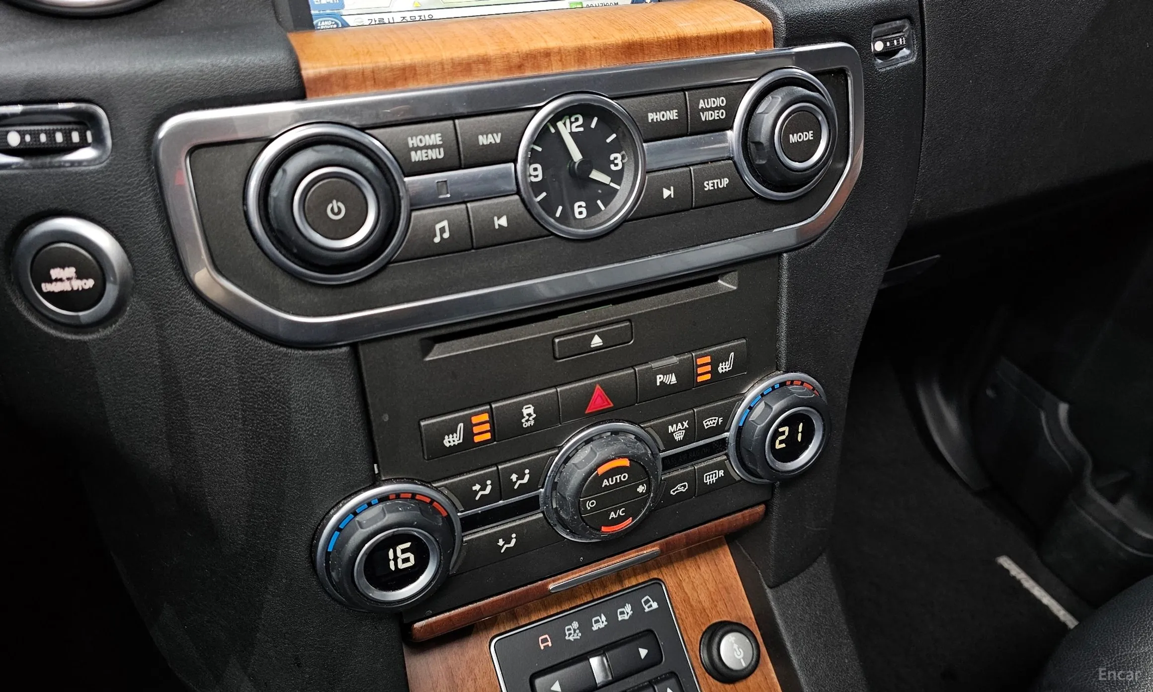 Land Rover Discovery 4 превью 16