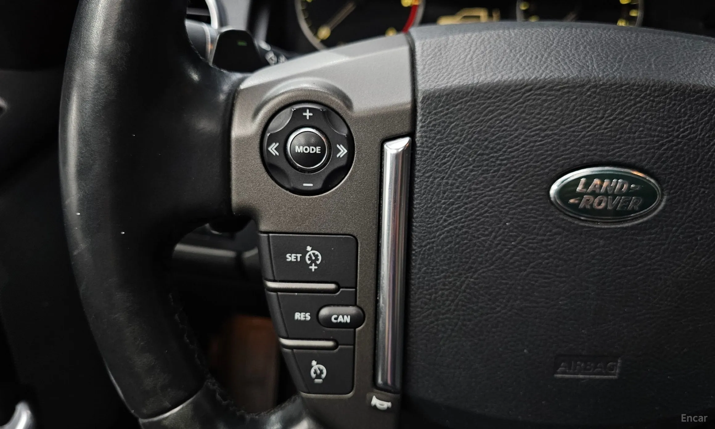 Land Rover Discovery 4 превью 18