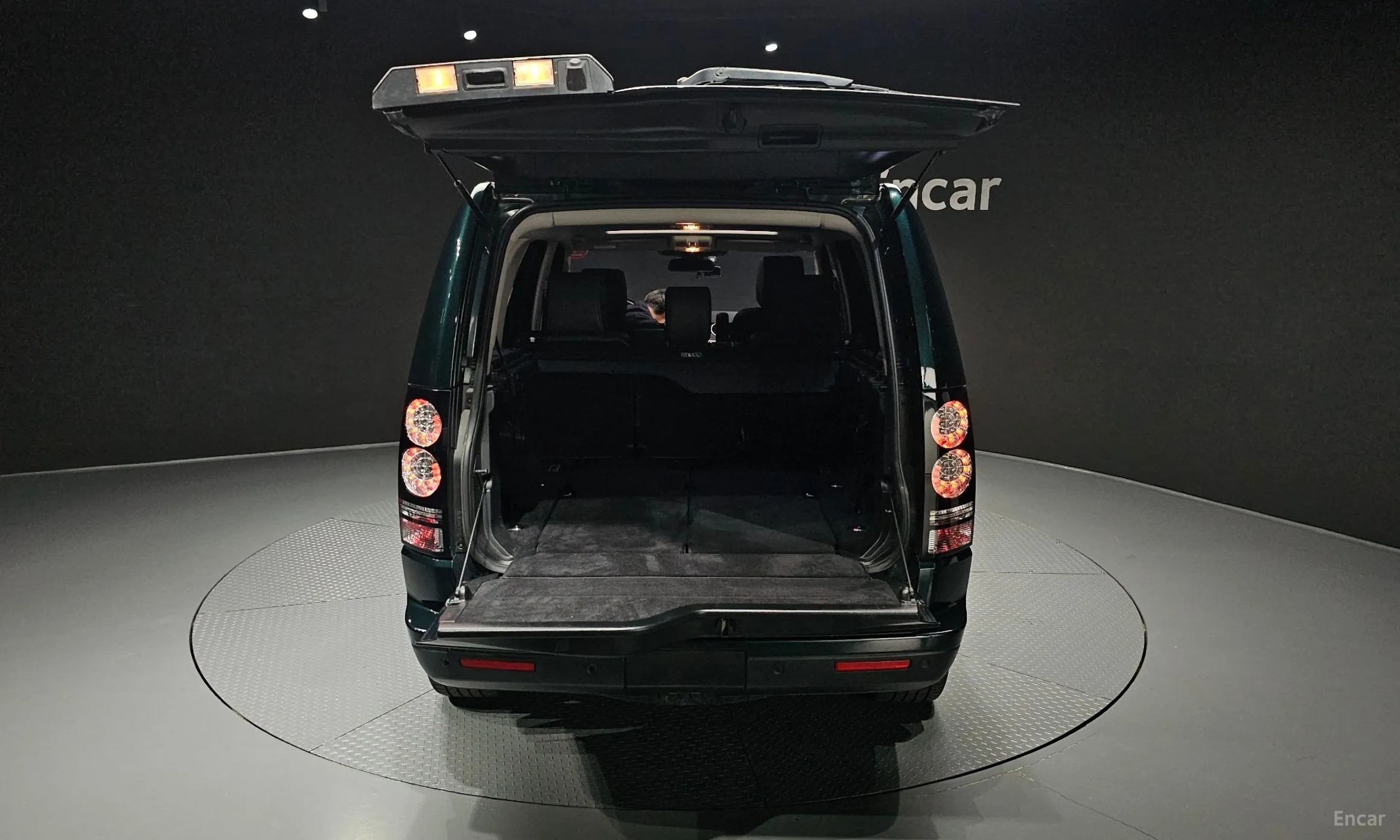 Land Rover Discovery 4 превью 20