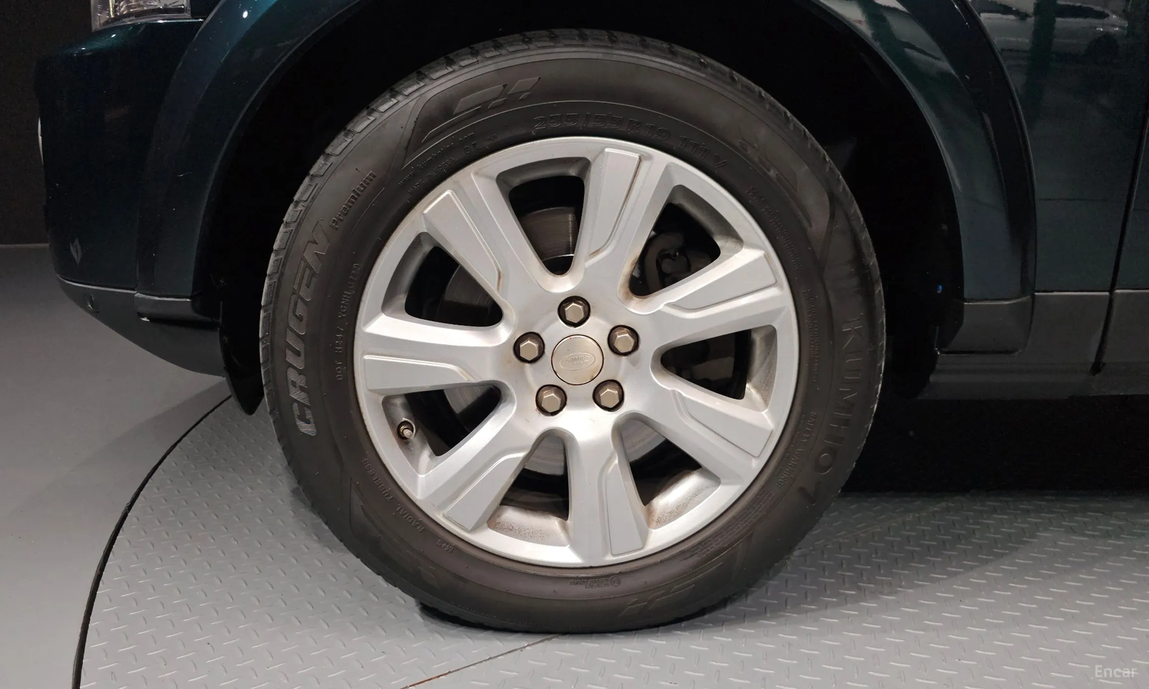 Land Rover Discovery 4 превью 5