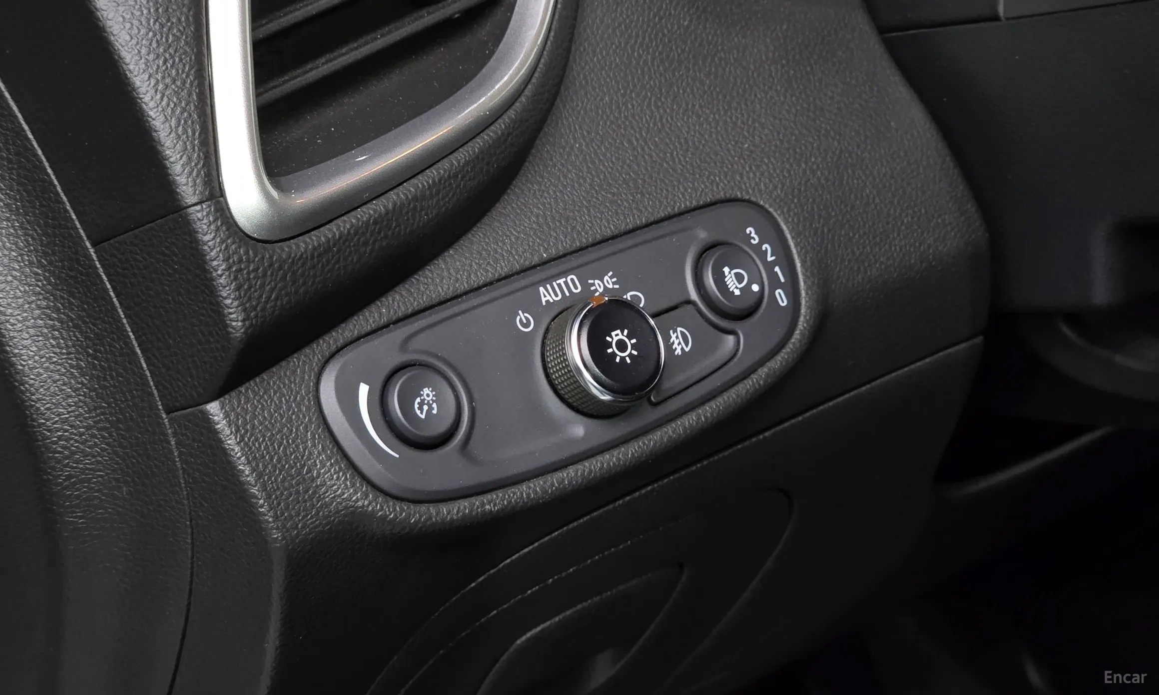 Chevrolet (GM Daewoo) Trax превью 15