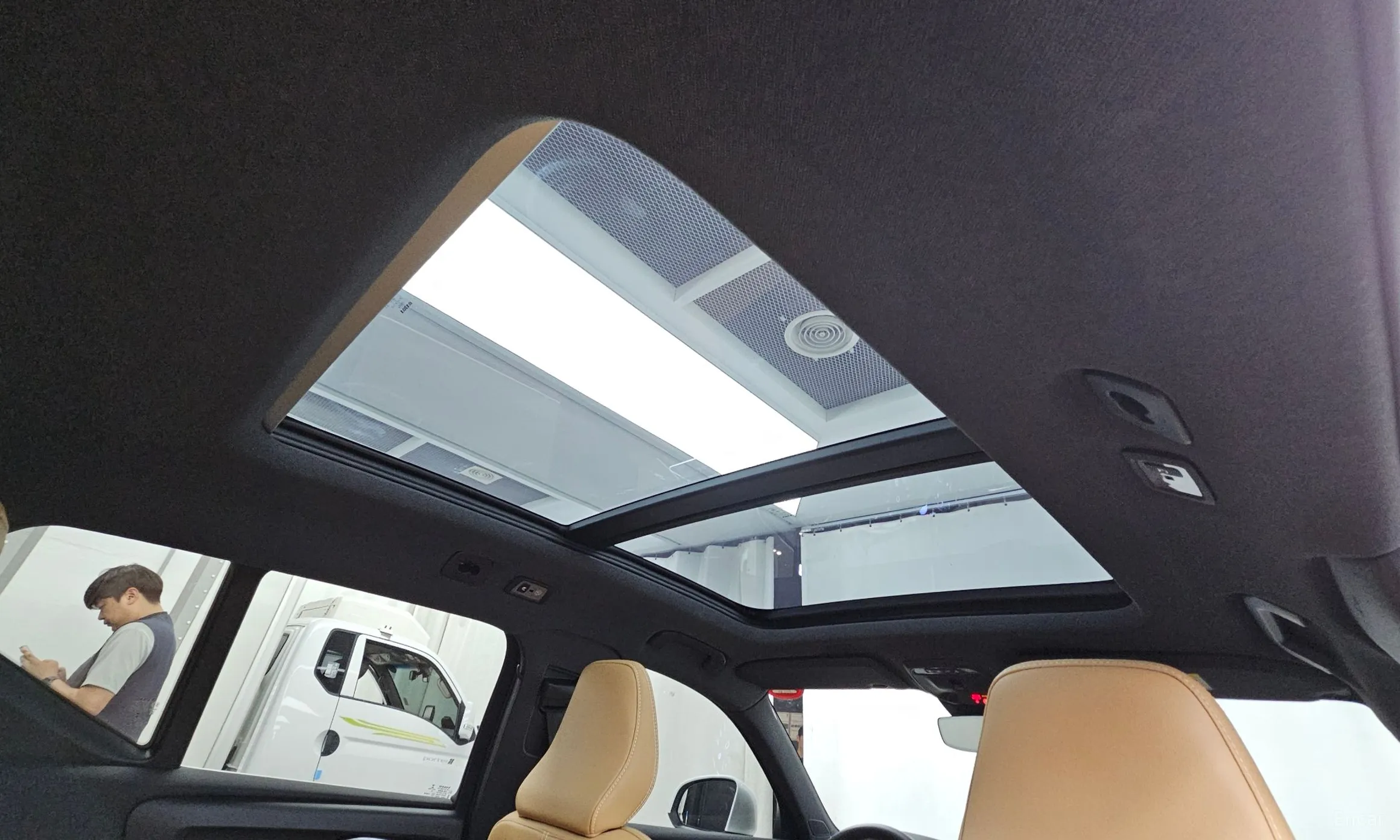 Volvo XC40 превью 17