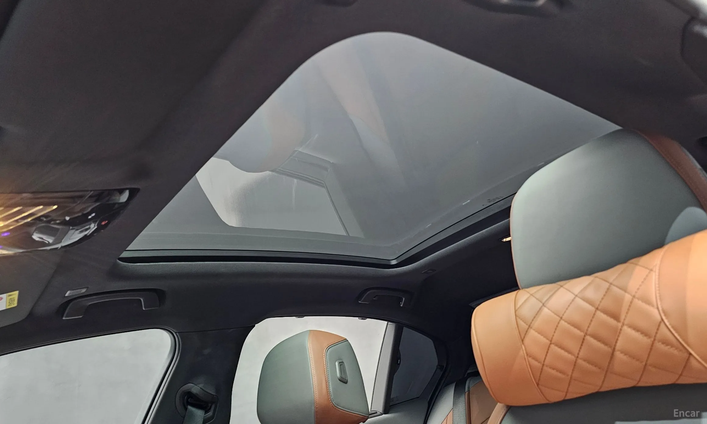 BMW 5 Series (G60) превью 20