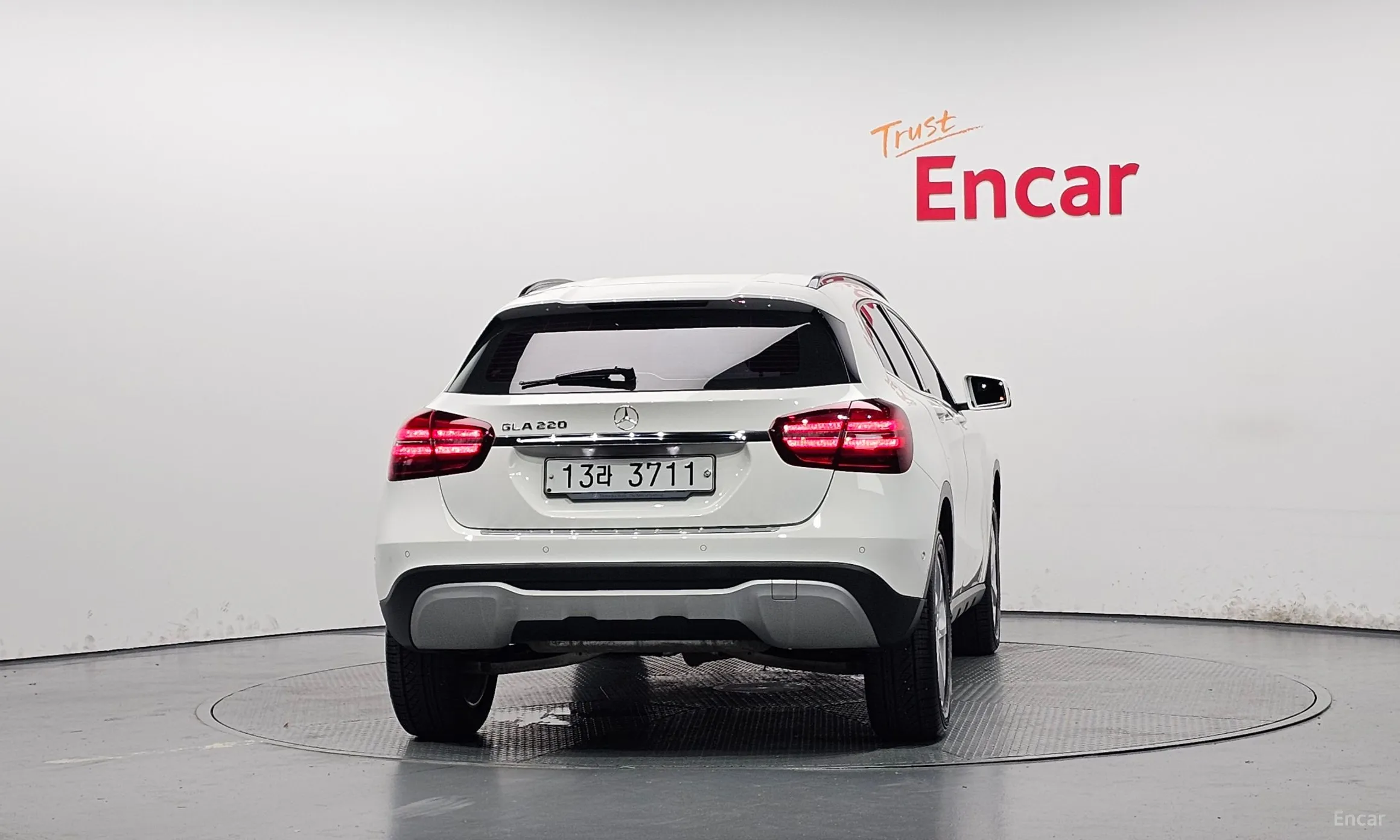 Mercedes Benz GLA-Class X156 превью 4