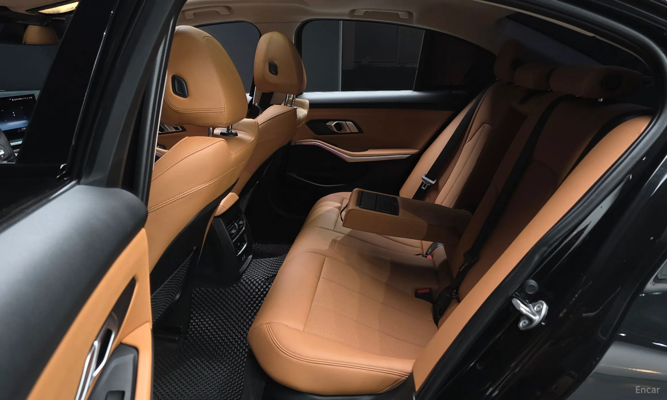 BMW 3 Series (G20) превью 11