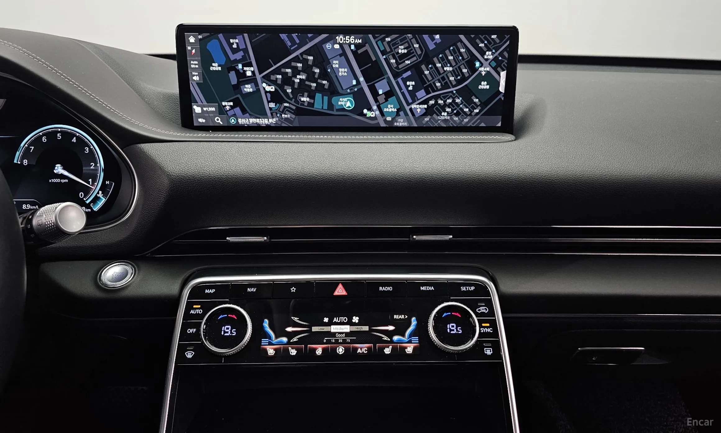 Genesis GV80 превью 14