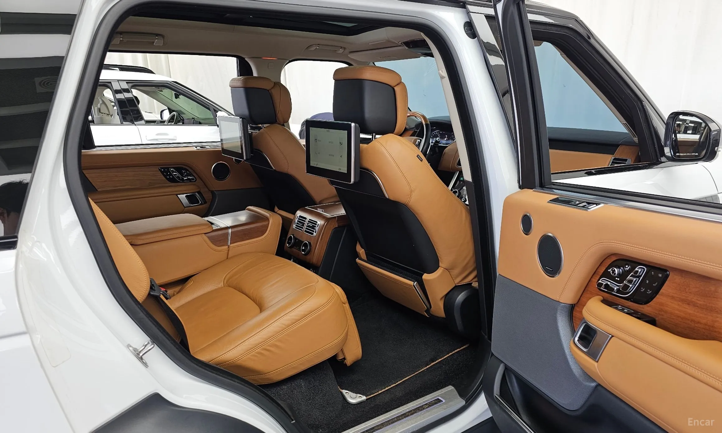 Land Rover Range Rover 4th Generation превью 12