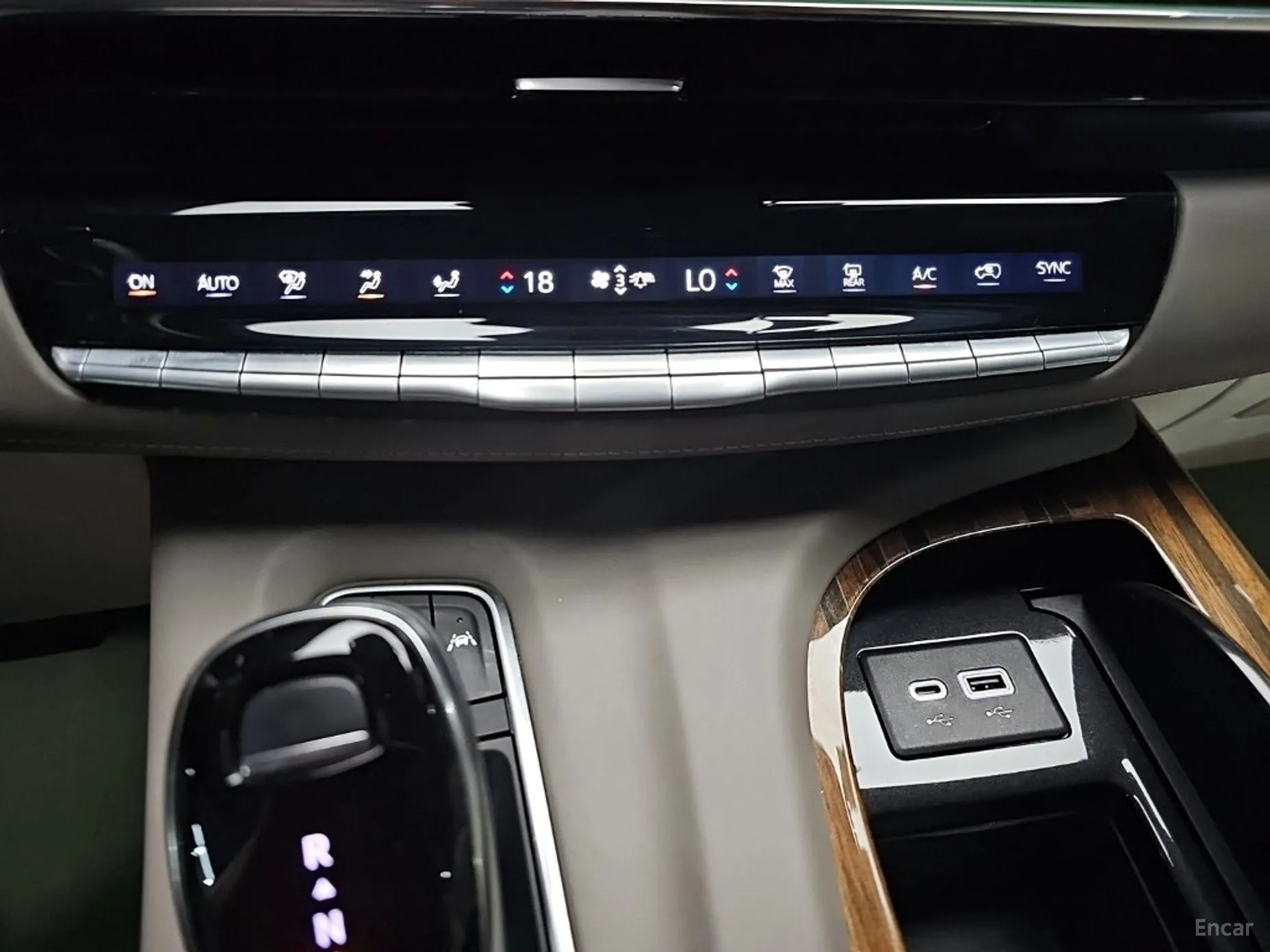 Cadillac Escalade 5th Generation превью 16