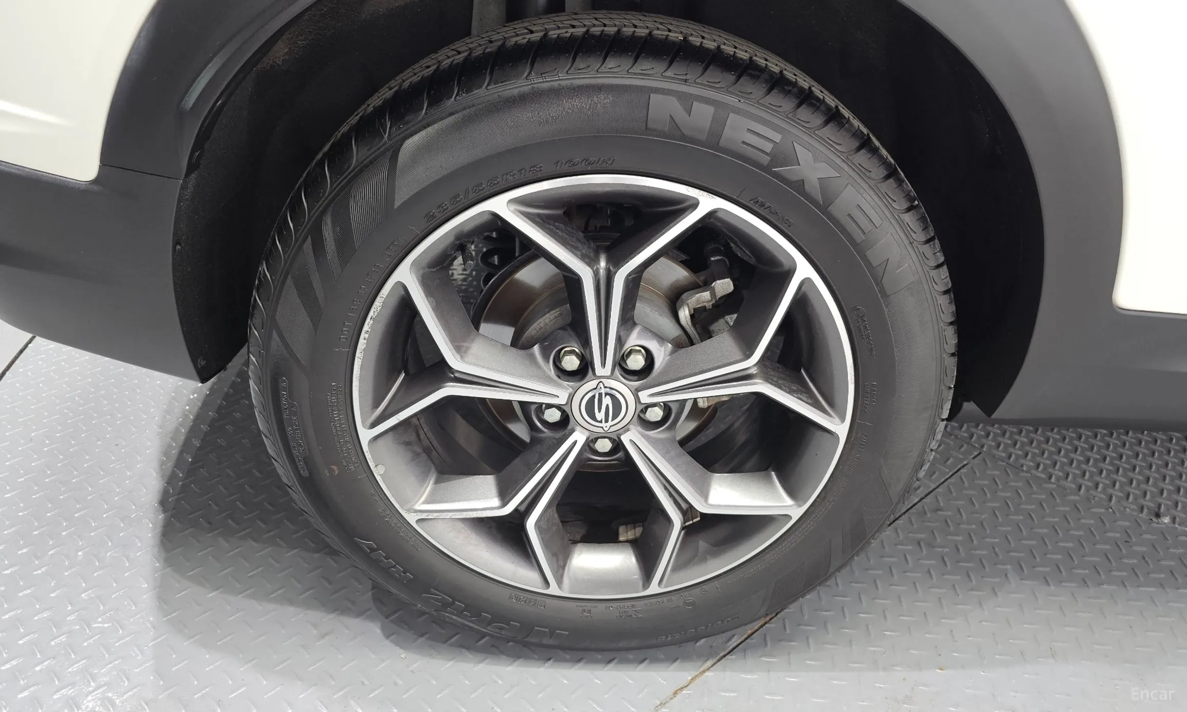 KG Mobility (SsangYong) Beautiful Korando превью 5