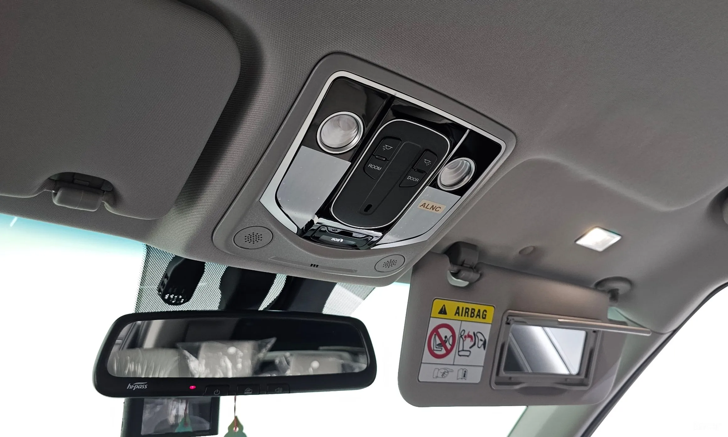 KG Mobility (SsangYong) Torres превью 18