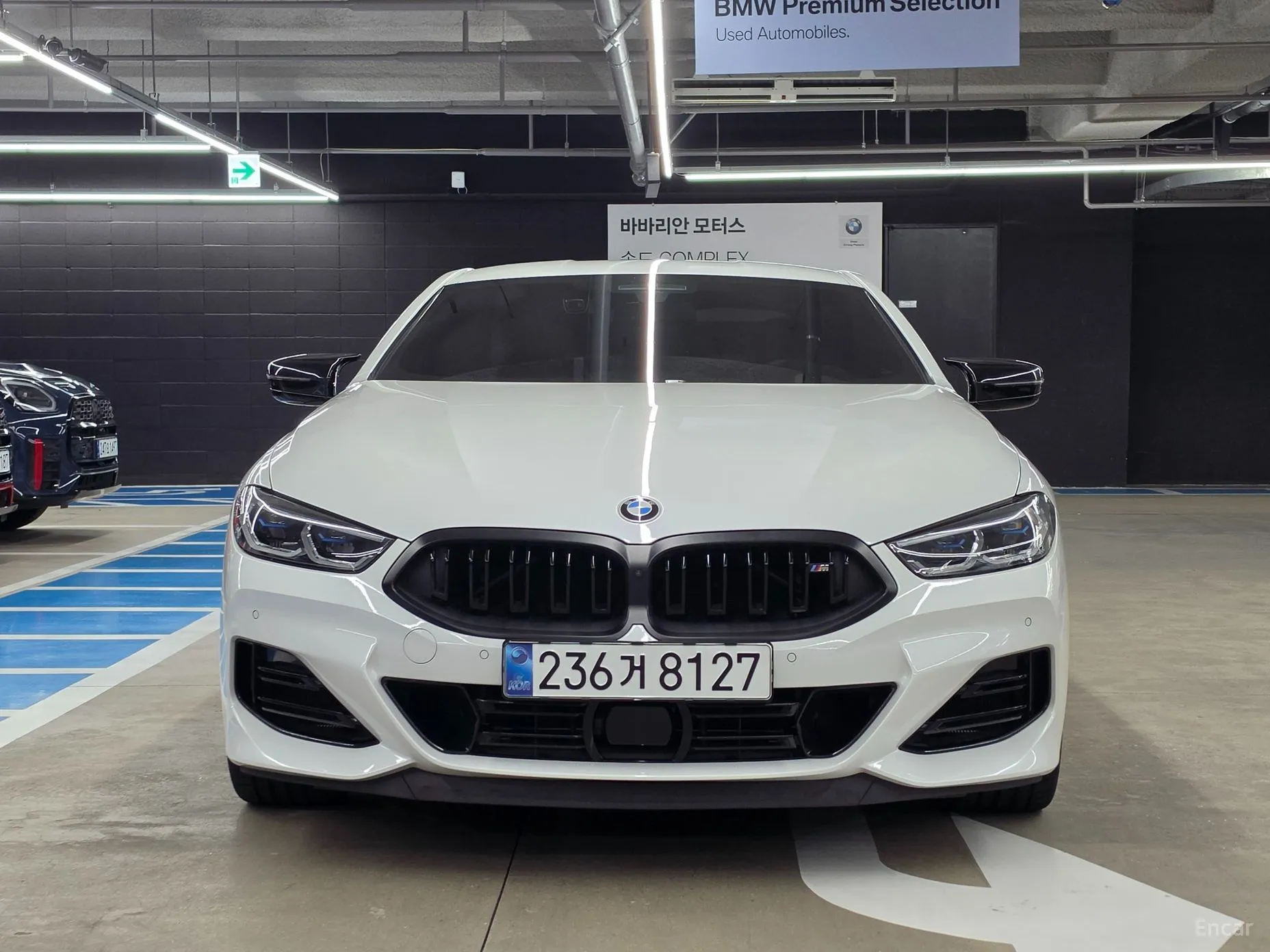 BMW 8-series (G15) превью 3