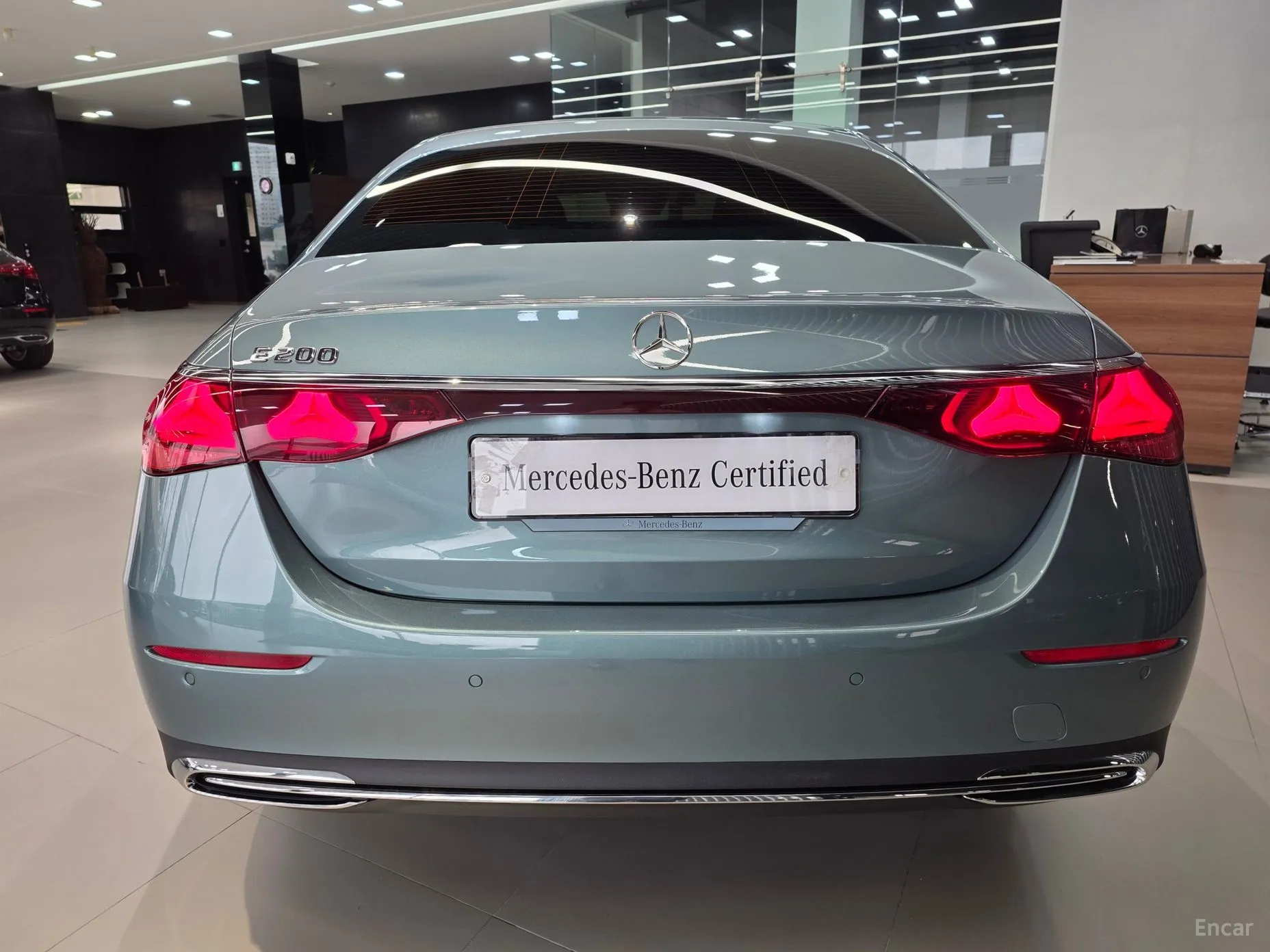 Mercedes Benz E-Class W214 превью 4