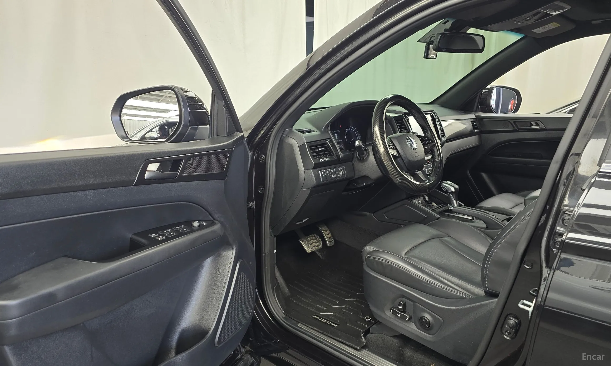 KG Mobility (SsangYong) Rexton Sports превью 10