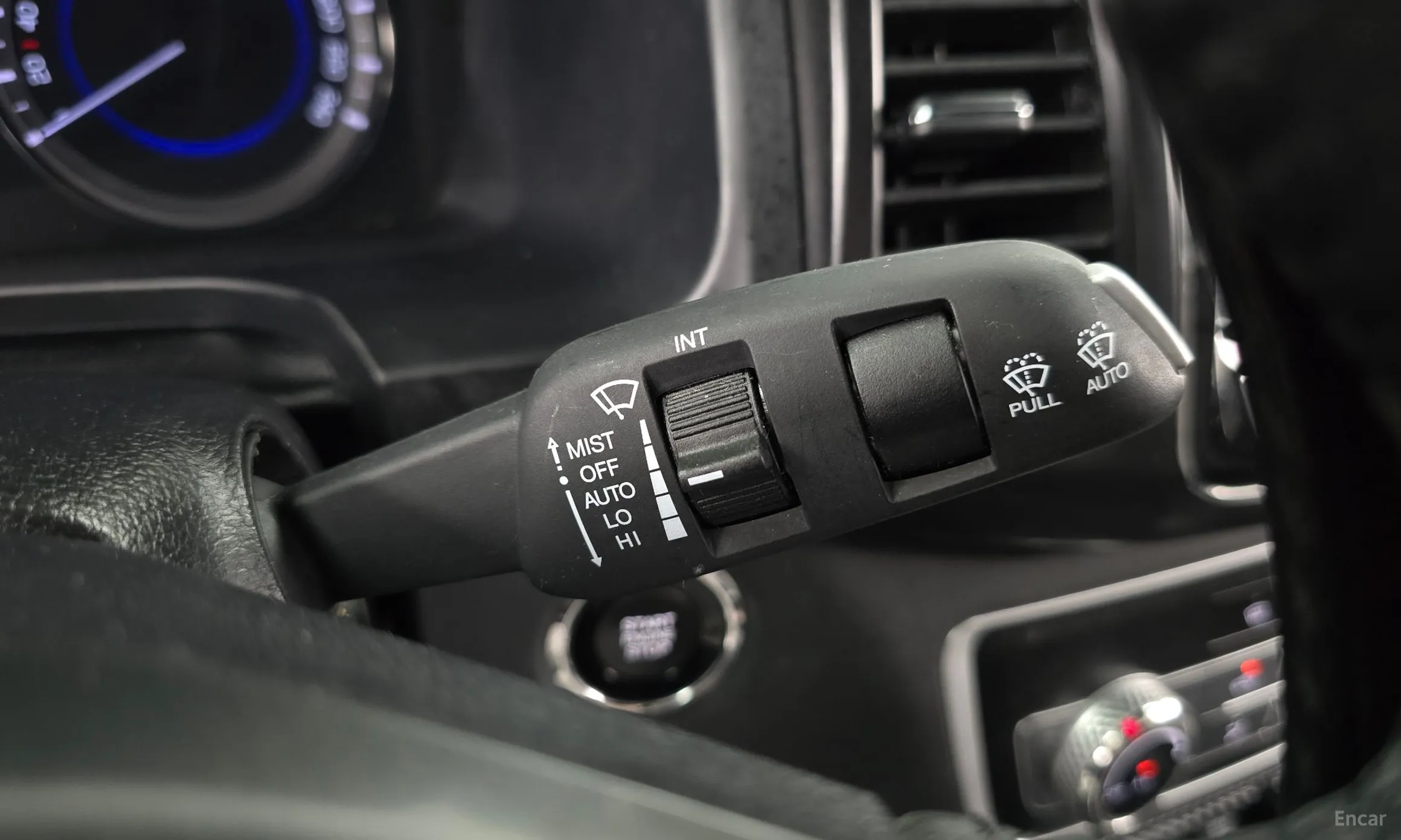 KG Mobility (SsangYong) Rexton Sports превью 16