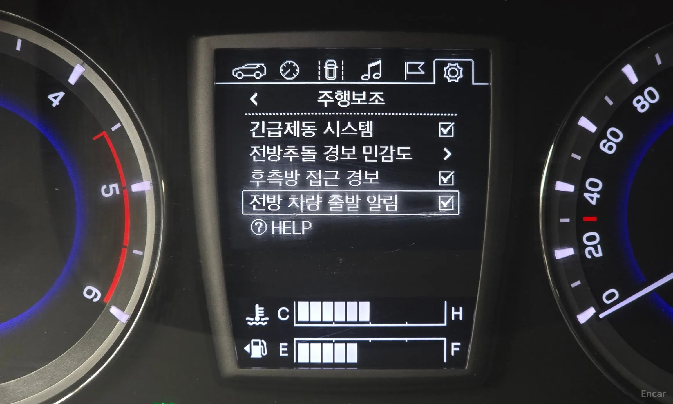 KG Mobility (SsangYong) Rexton Sports превью 17