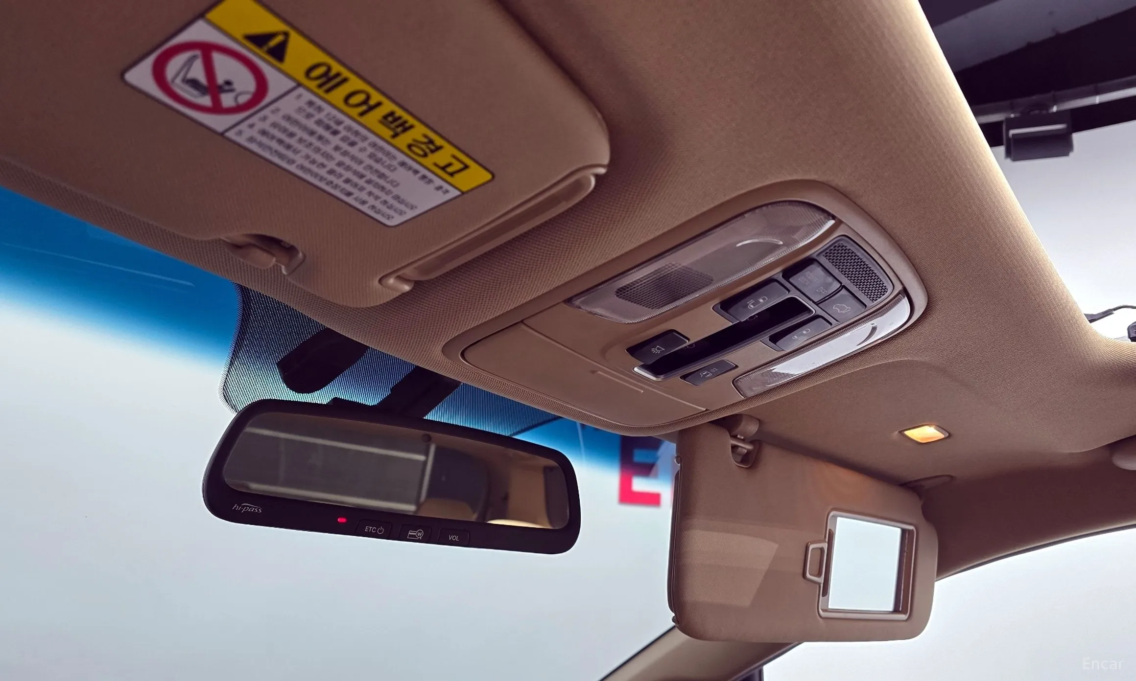 Kia Carnival превью 19