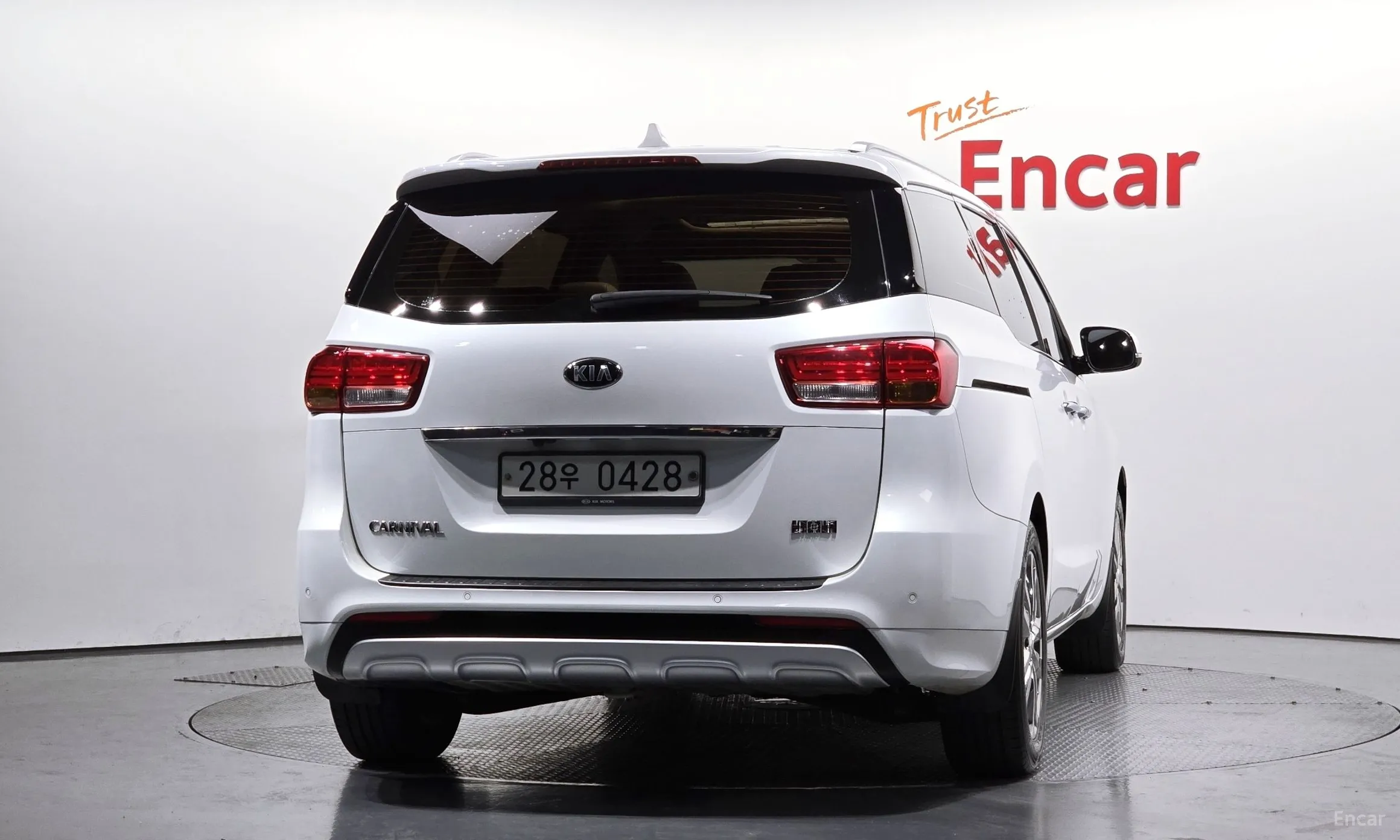 Kia Carnival превью 4