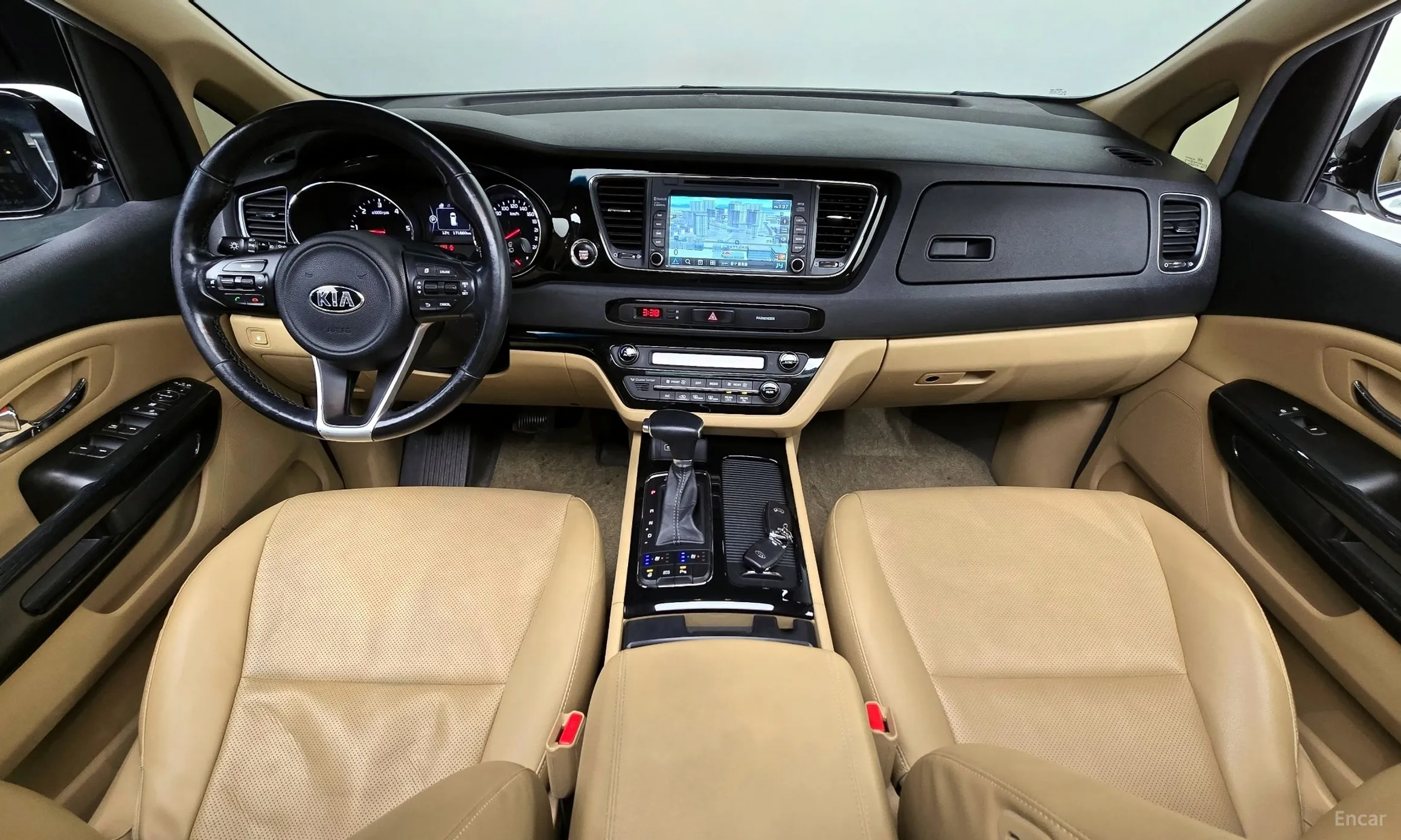 Kia Carnival превью 7