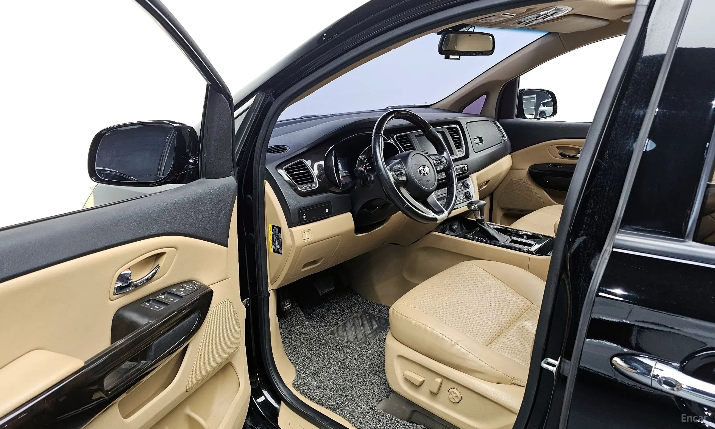 Kia Carnival превью 9
