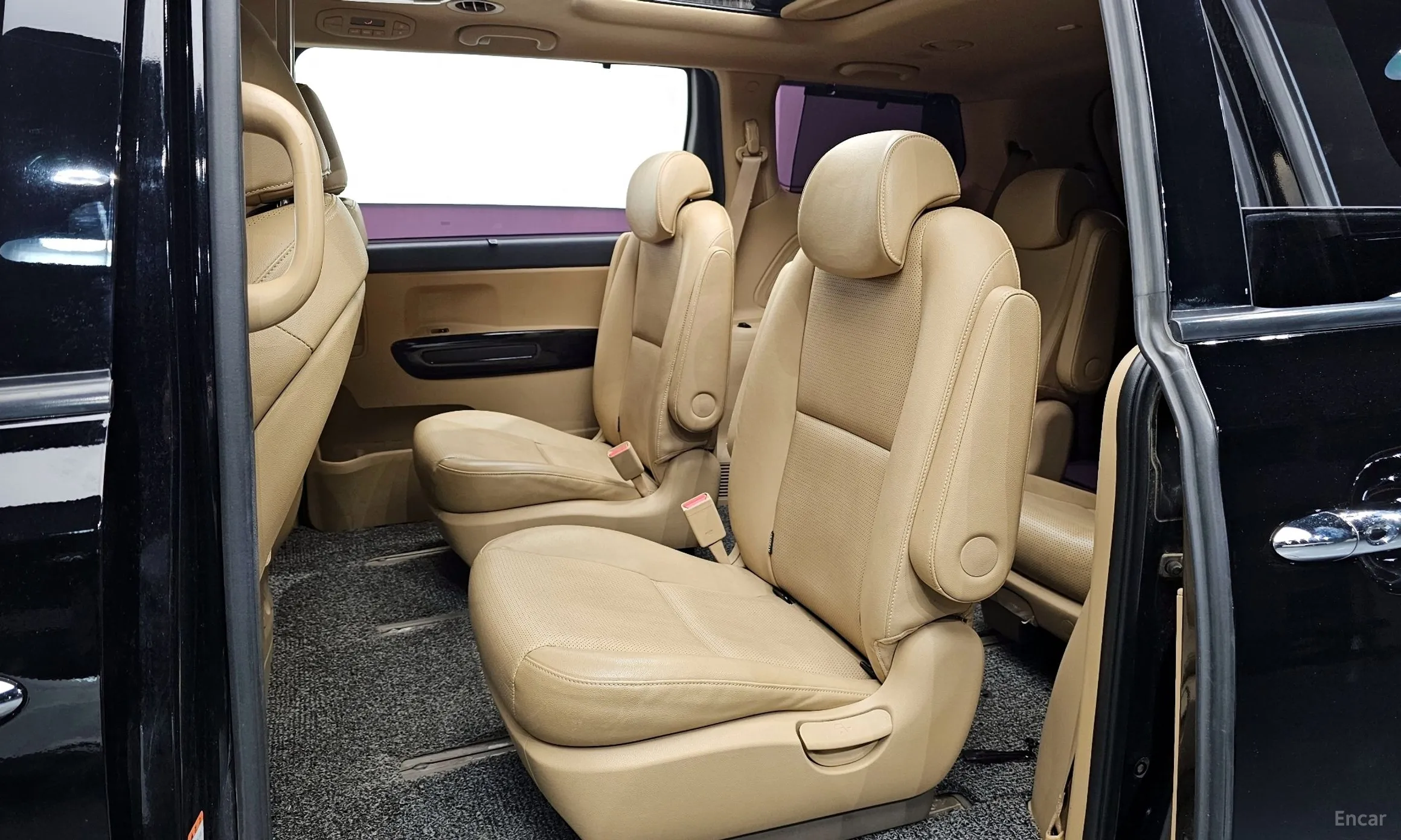 Kia Carnival превью 11