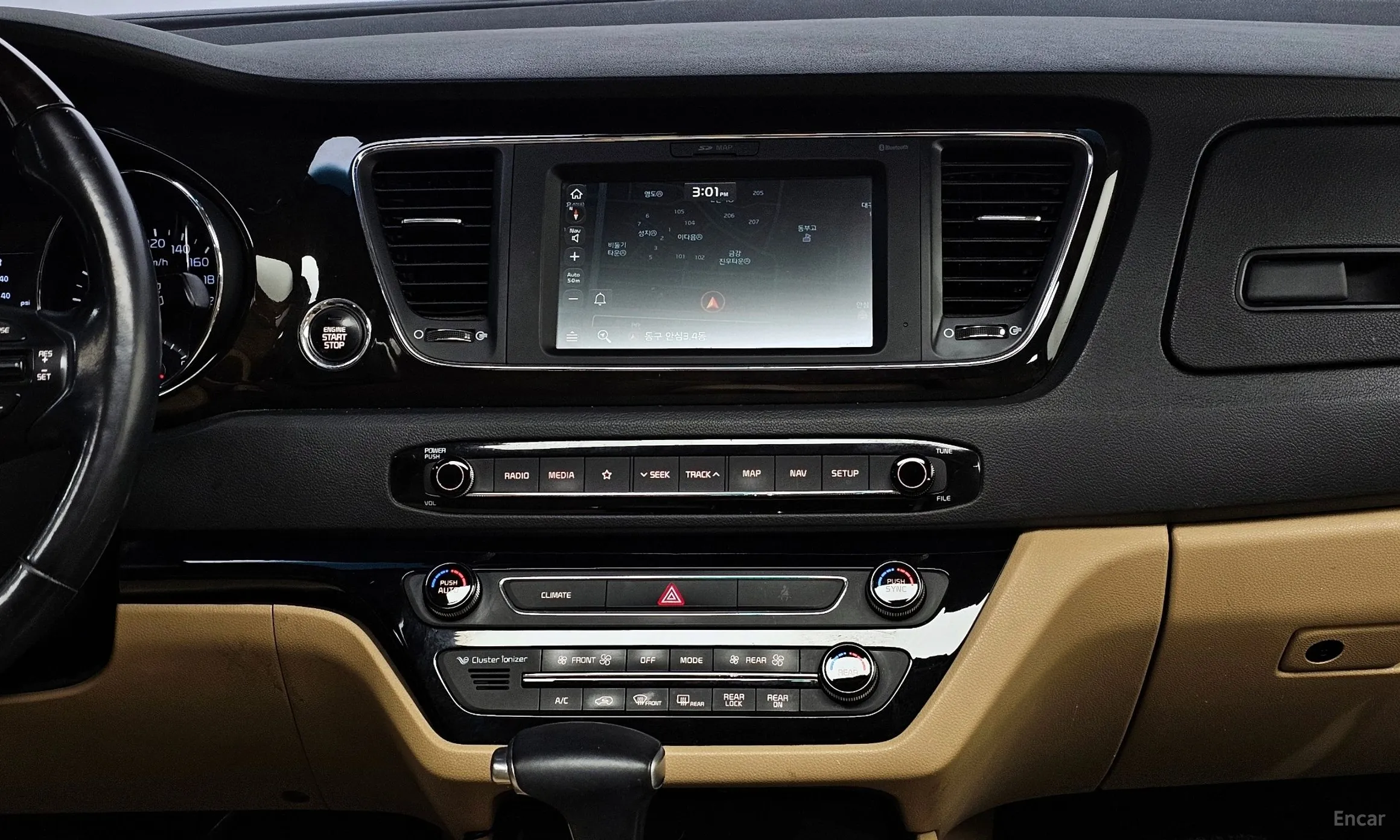 Kia Carnival превью 13