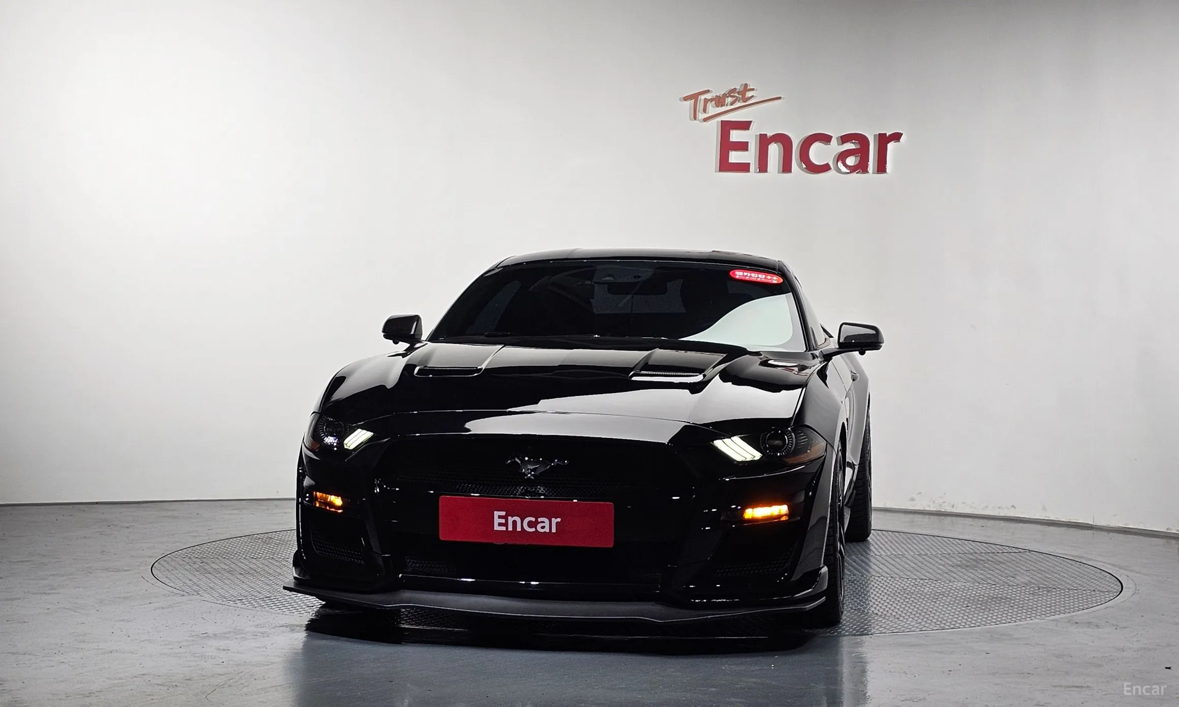 Ford Mustang превью 3