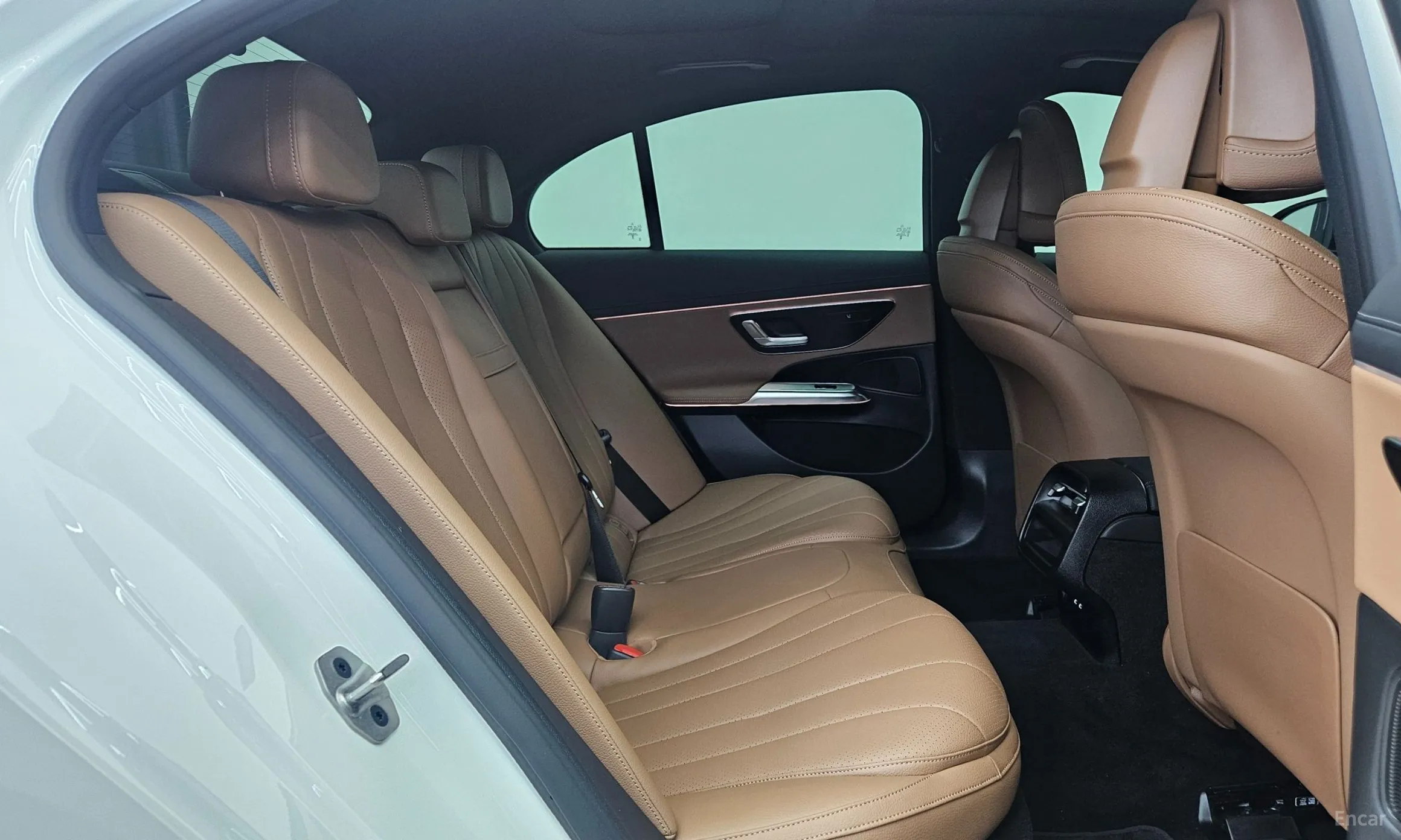Mercedes Benz E-Class W214 превью 12