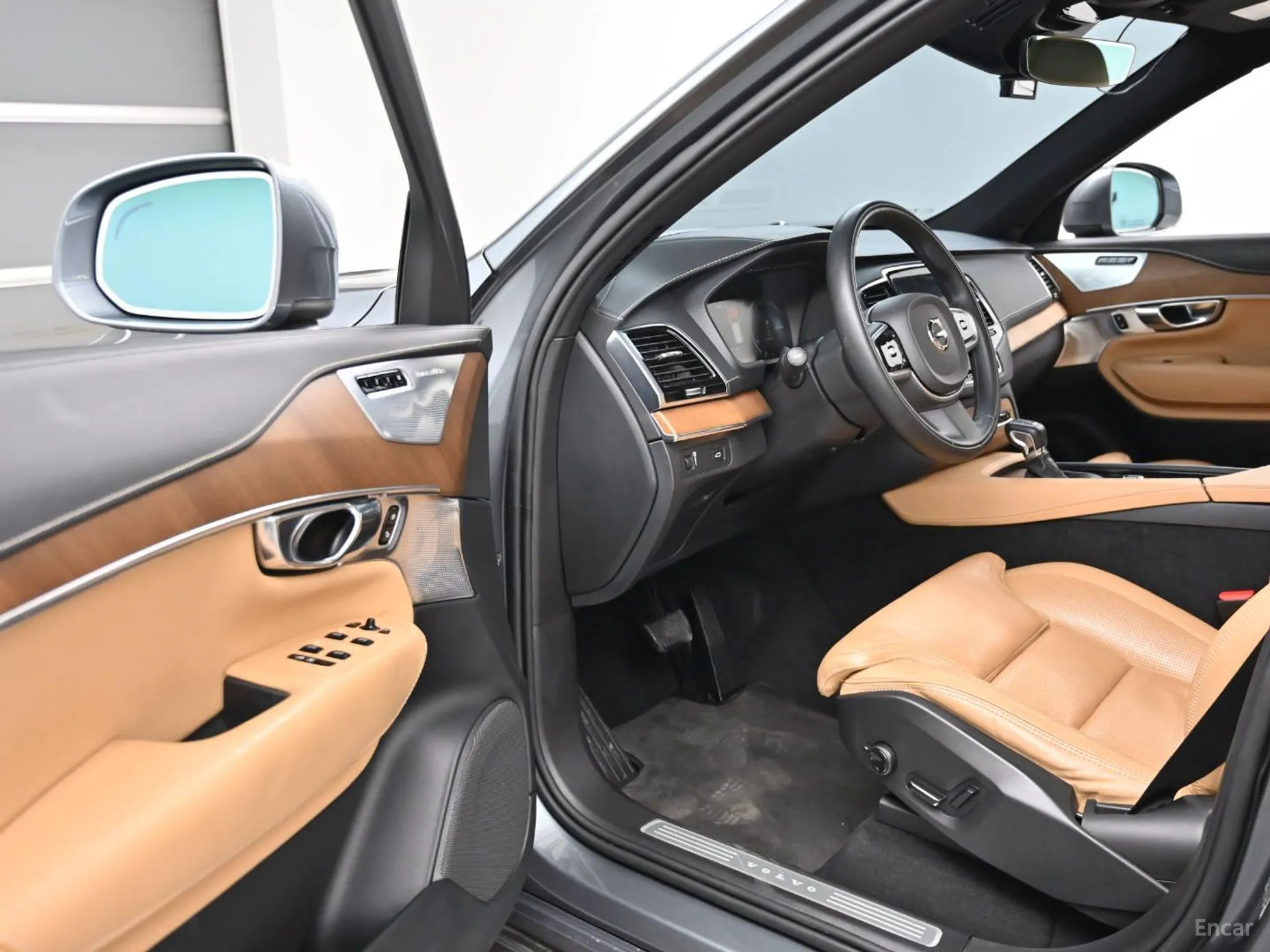 Volvo XC90 Gen 2 превью 11