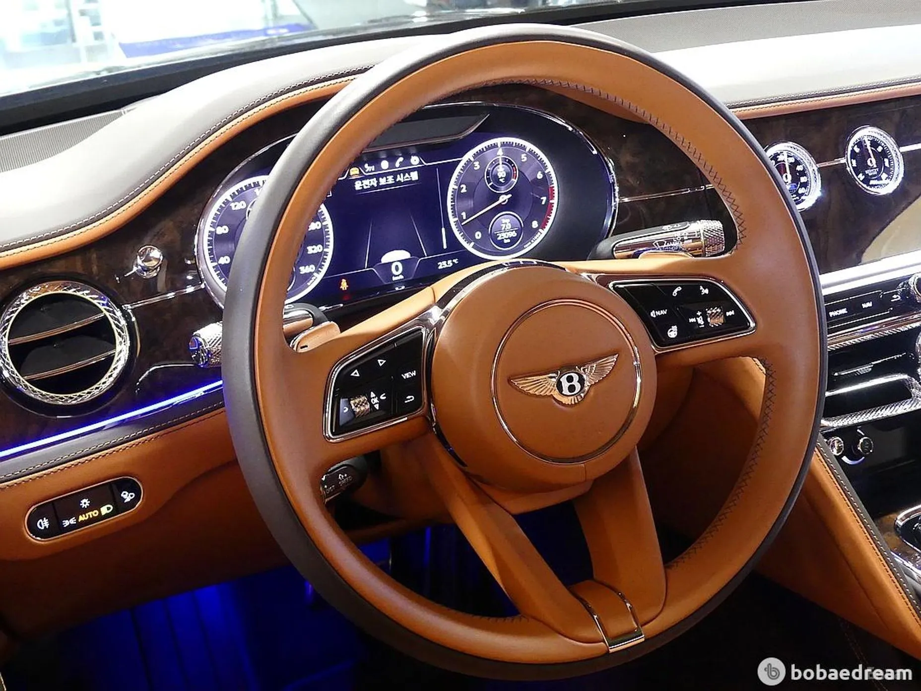 Bentley Flying Spur 3rd Generation превью 12