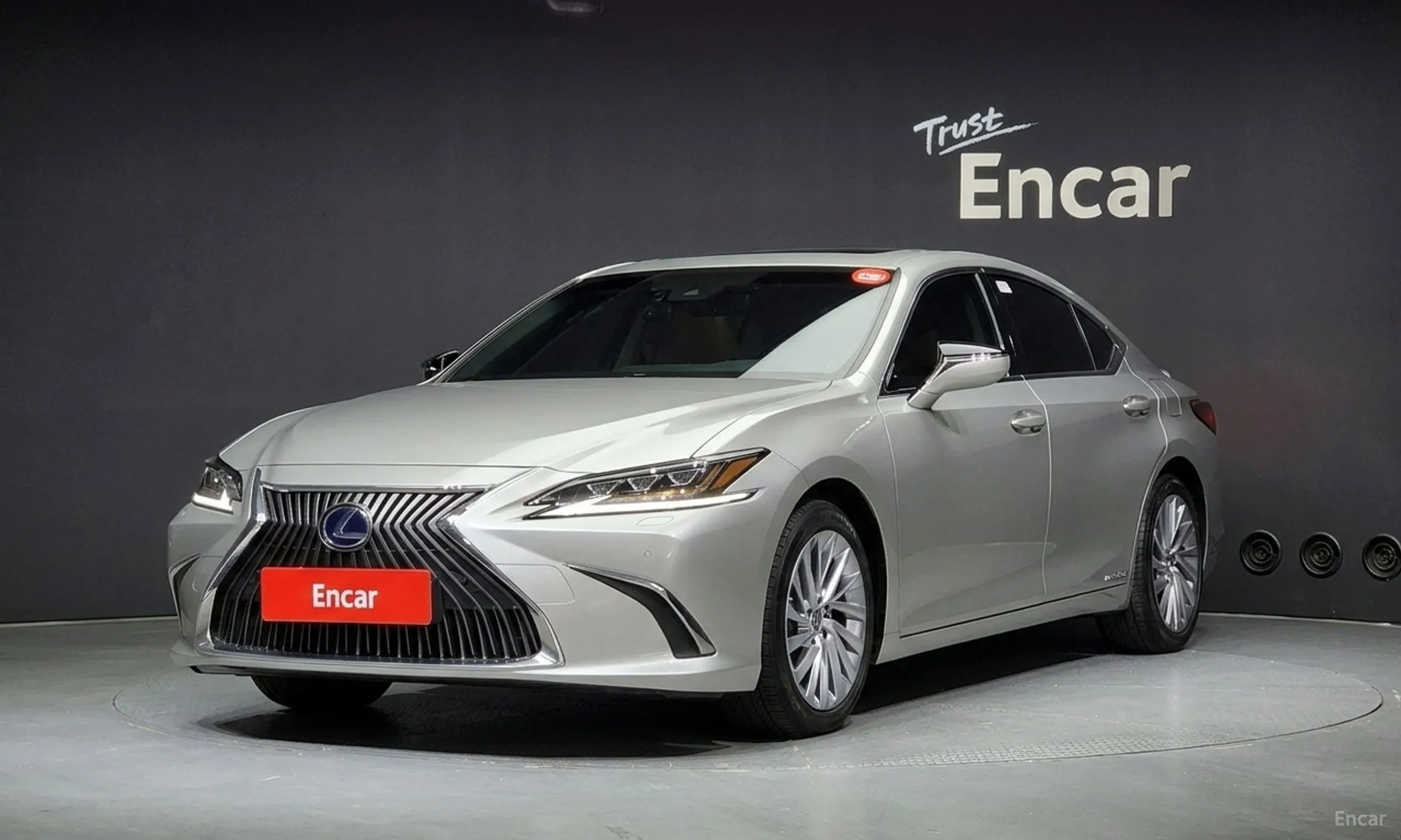 Lexus ES300h 7th Generation