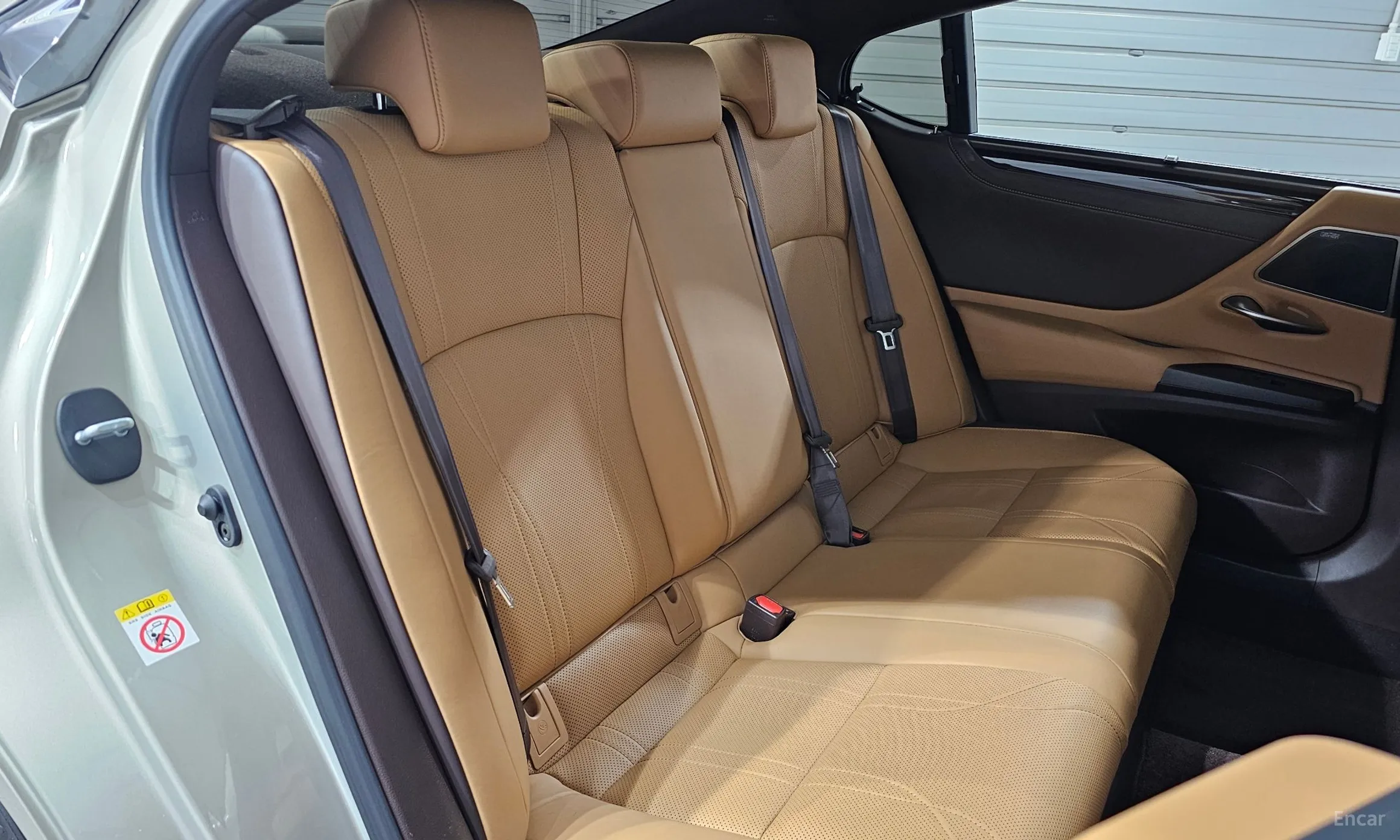 Lexus ES300h 7th Generation превью 12