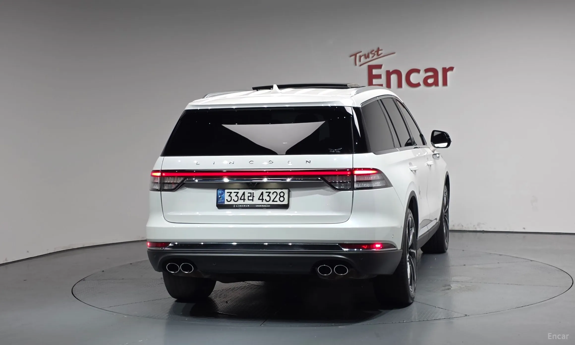Lincoln Aviator 2nd Generation превью 4