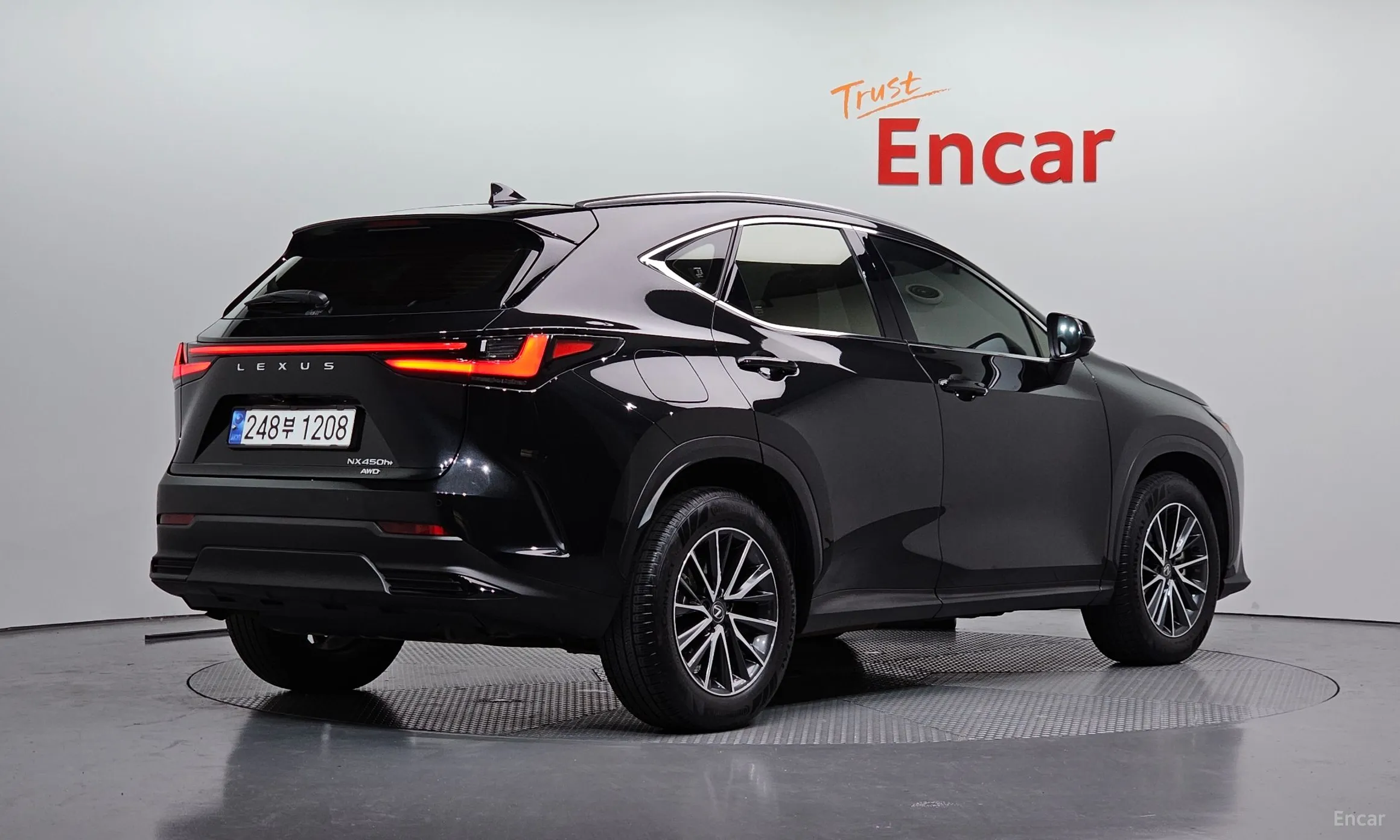 Lexus NX450h + 2nd Gen