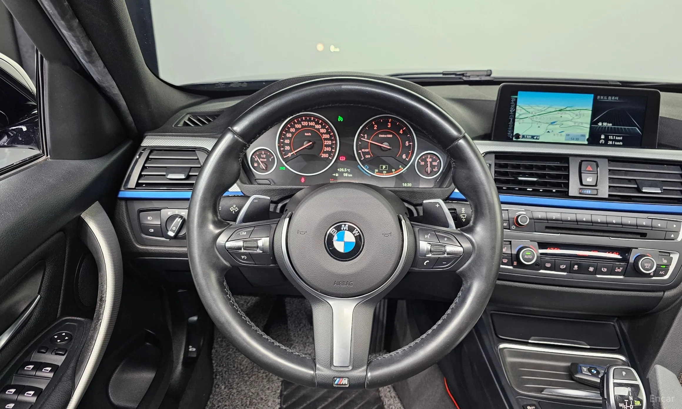 BMW 3 Series (F30) превью 16
