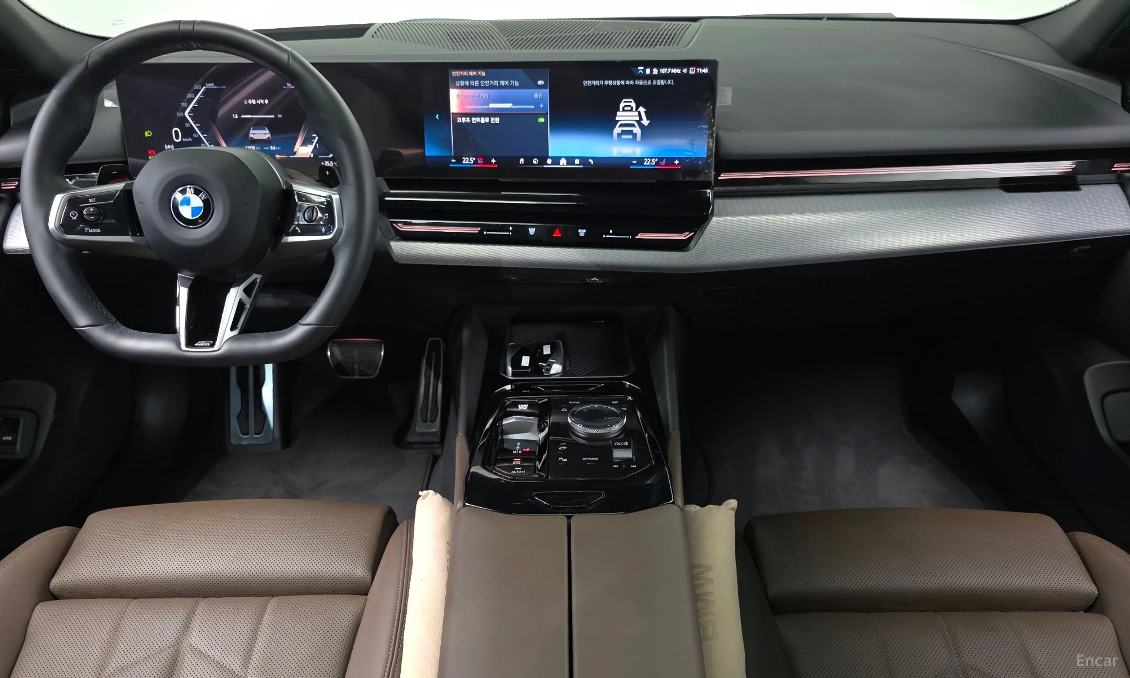 BMW 5 Series (G60) превью 7