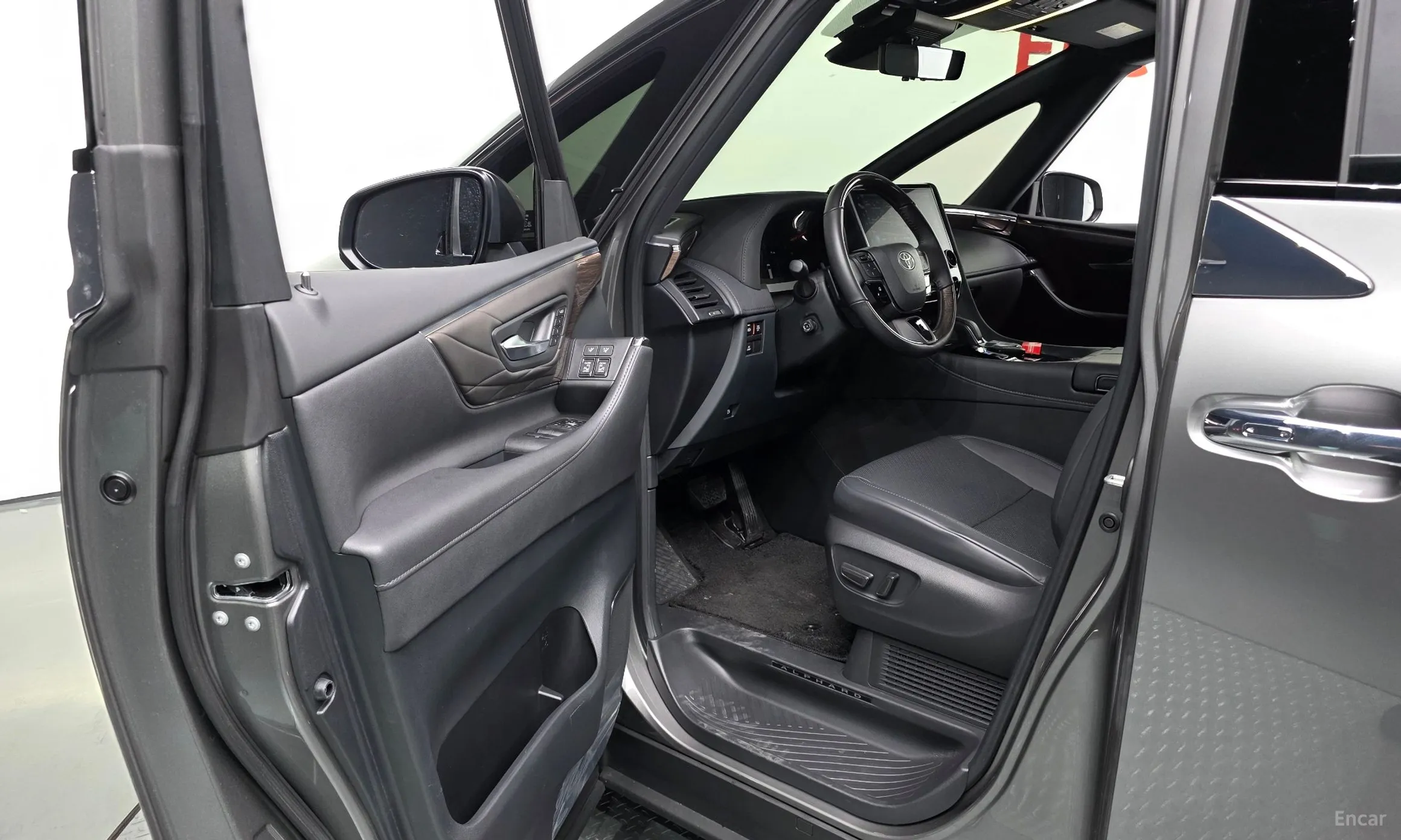 Toyota Alphard 4th Generation превью 10