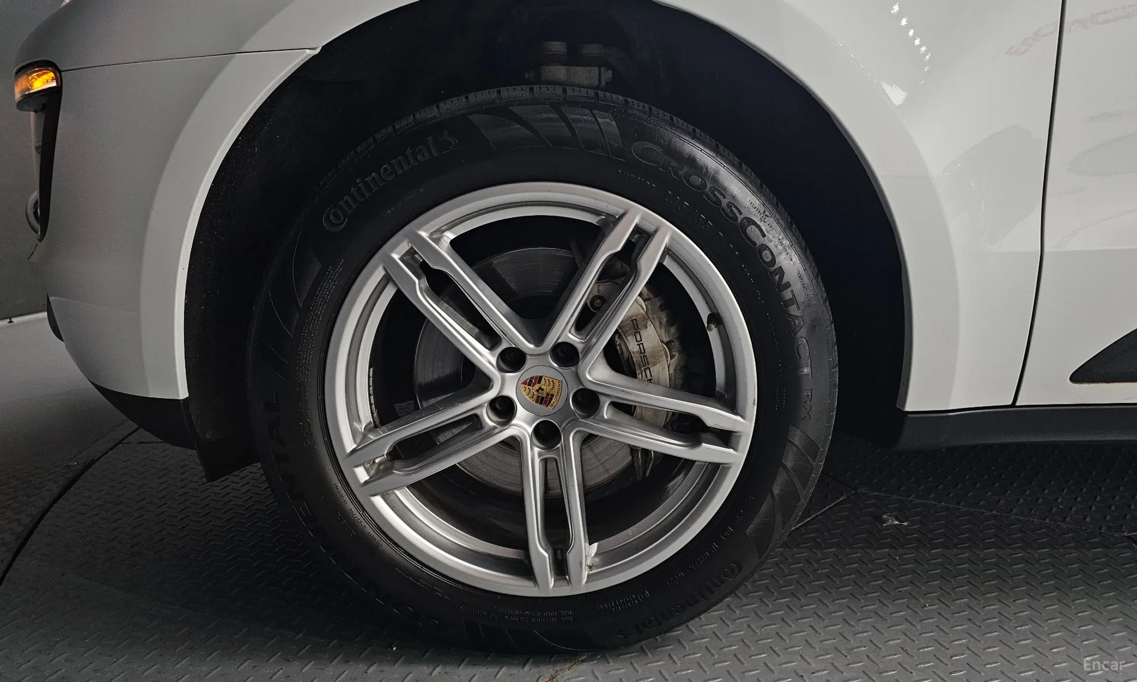 Porsche Macan превью 5