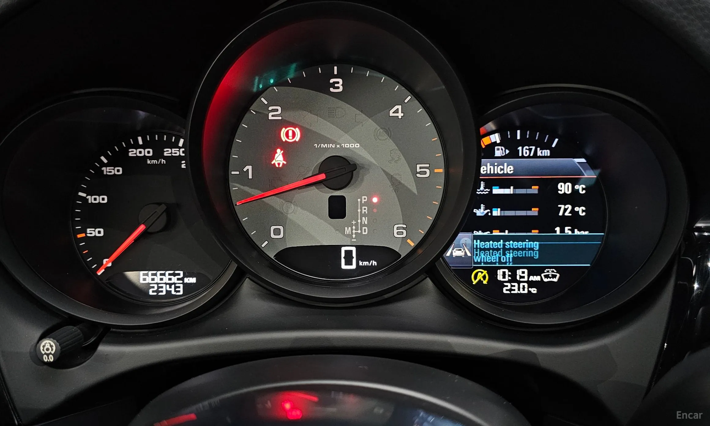 Porsche Macan превью 8