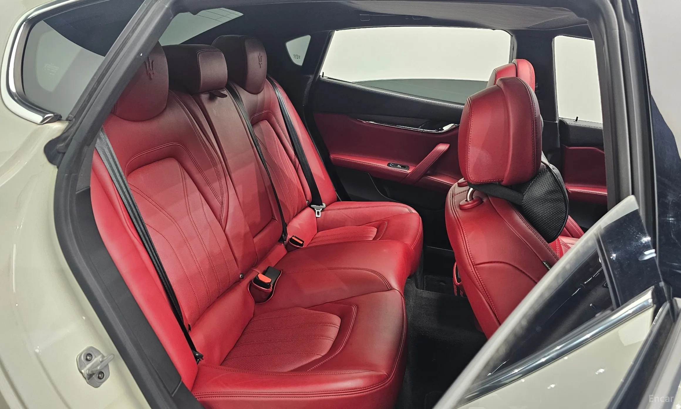 Maserati Quattroporte превью 11