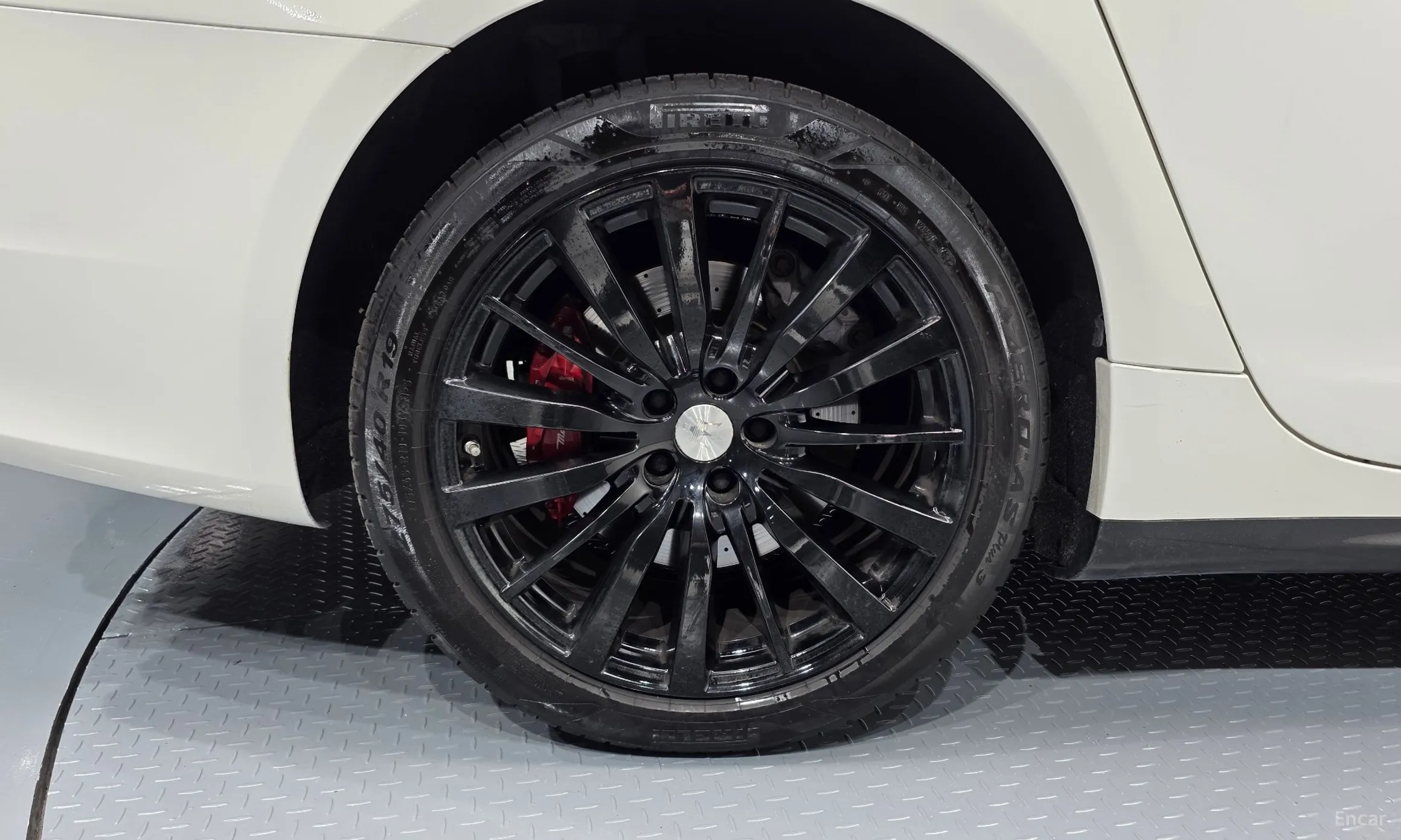 Maserati Quattroporte превью 5