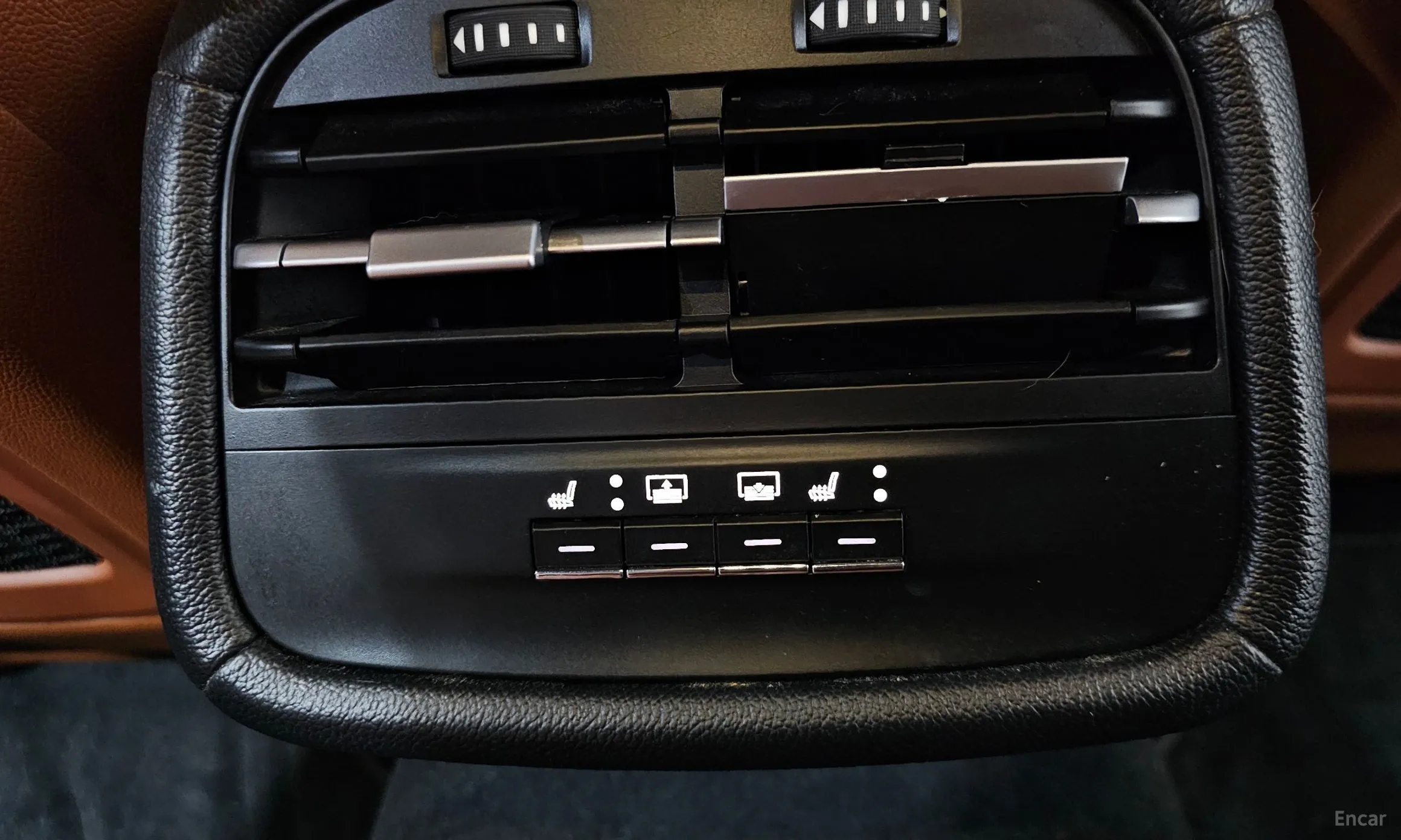 Maserati Ghibli превью 17