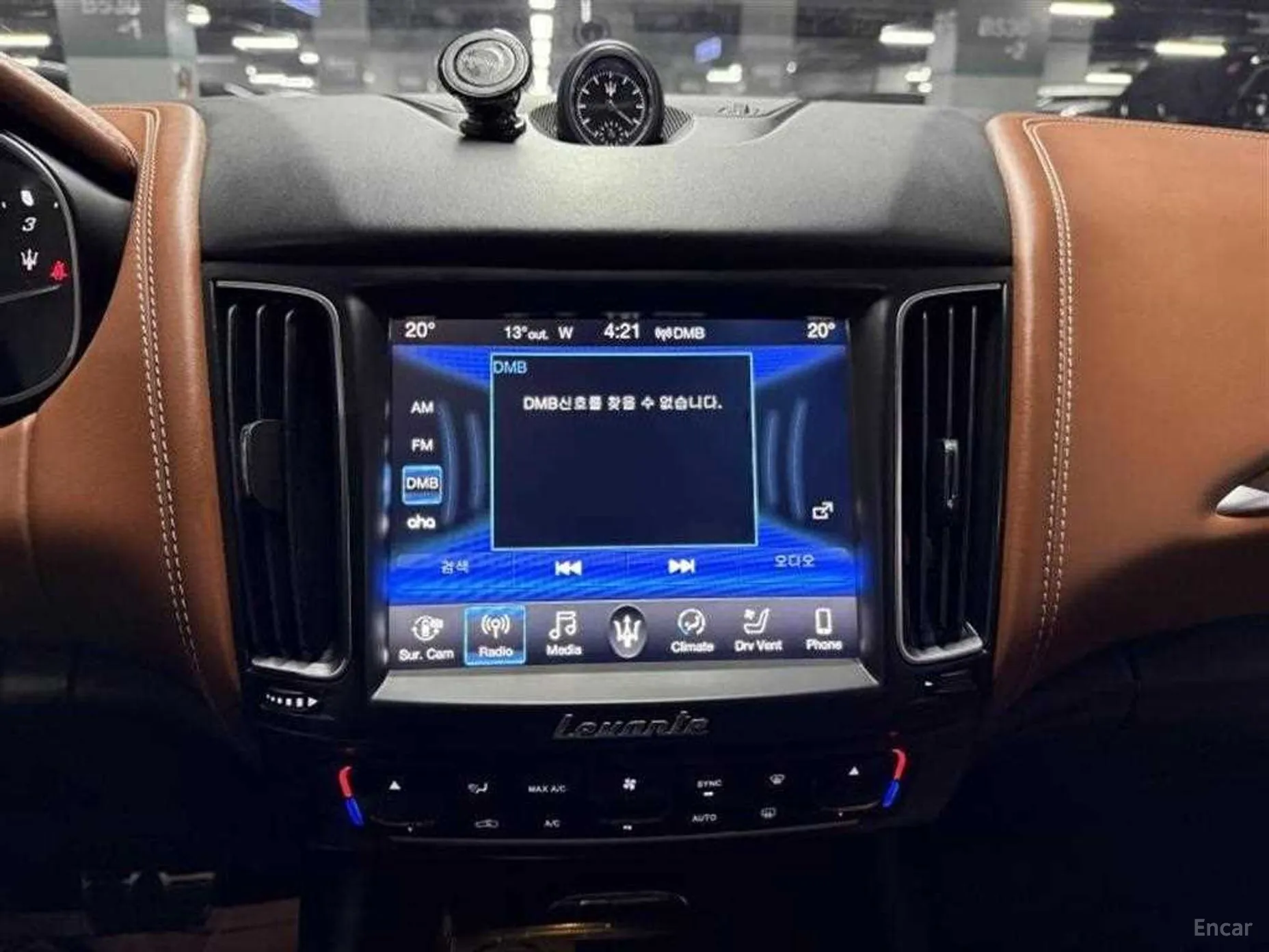 Maserati Levante превью 11