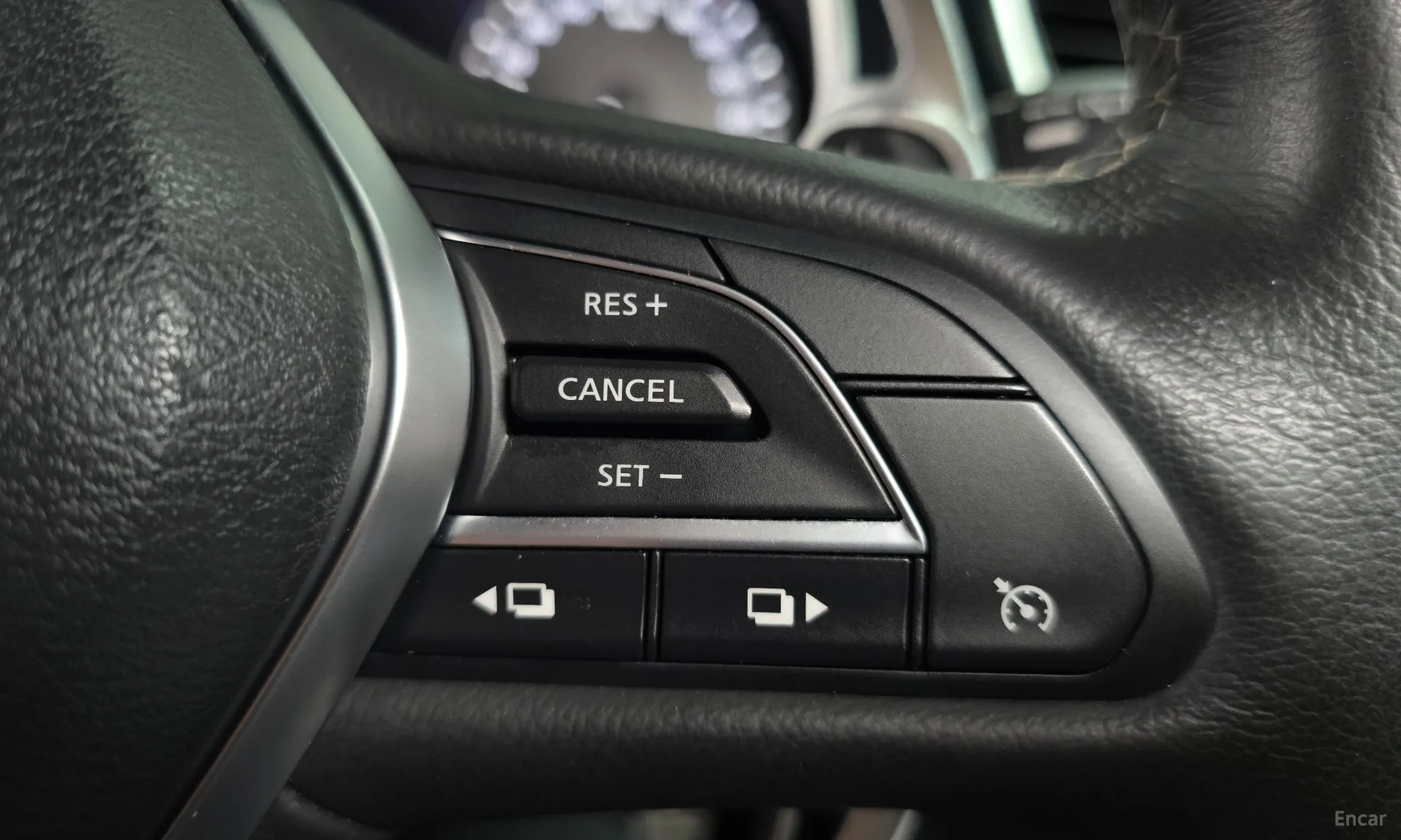 Infiniti QX50 (P71A) превью 16